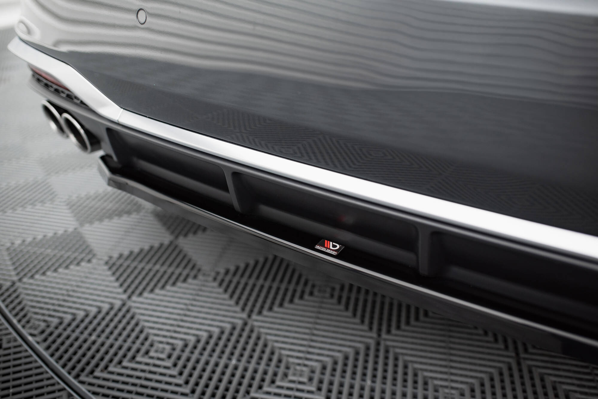 Street+ Mittlerer Diffusor Heck Ansatz passend für Audi S5 Sportback / Coupe F5 FL schwarz Hochglanz