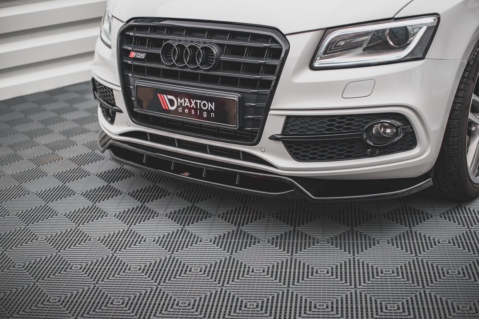 Street+ Spoilerlippe Front Ansatz passend für Audi SQ5 / Q5 S-Line Mk1 8R schwarz Hochglanz