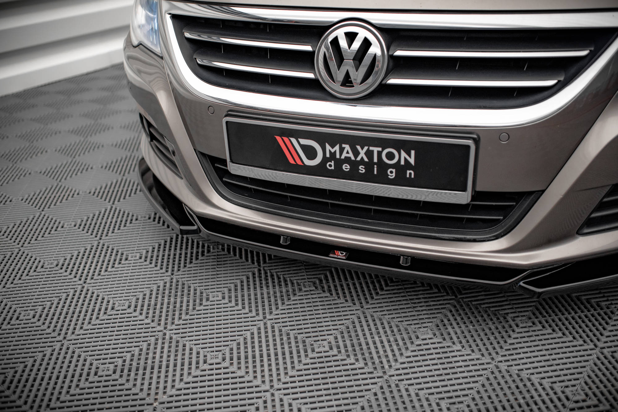 Street+ Spoilerlippe Front Ansatz V.4 passend für VW Passat CC schwarz Hochglanz