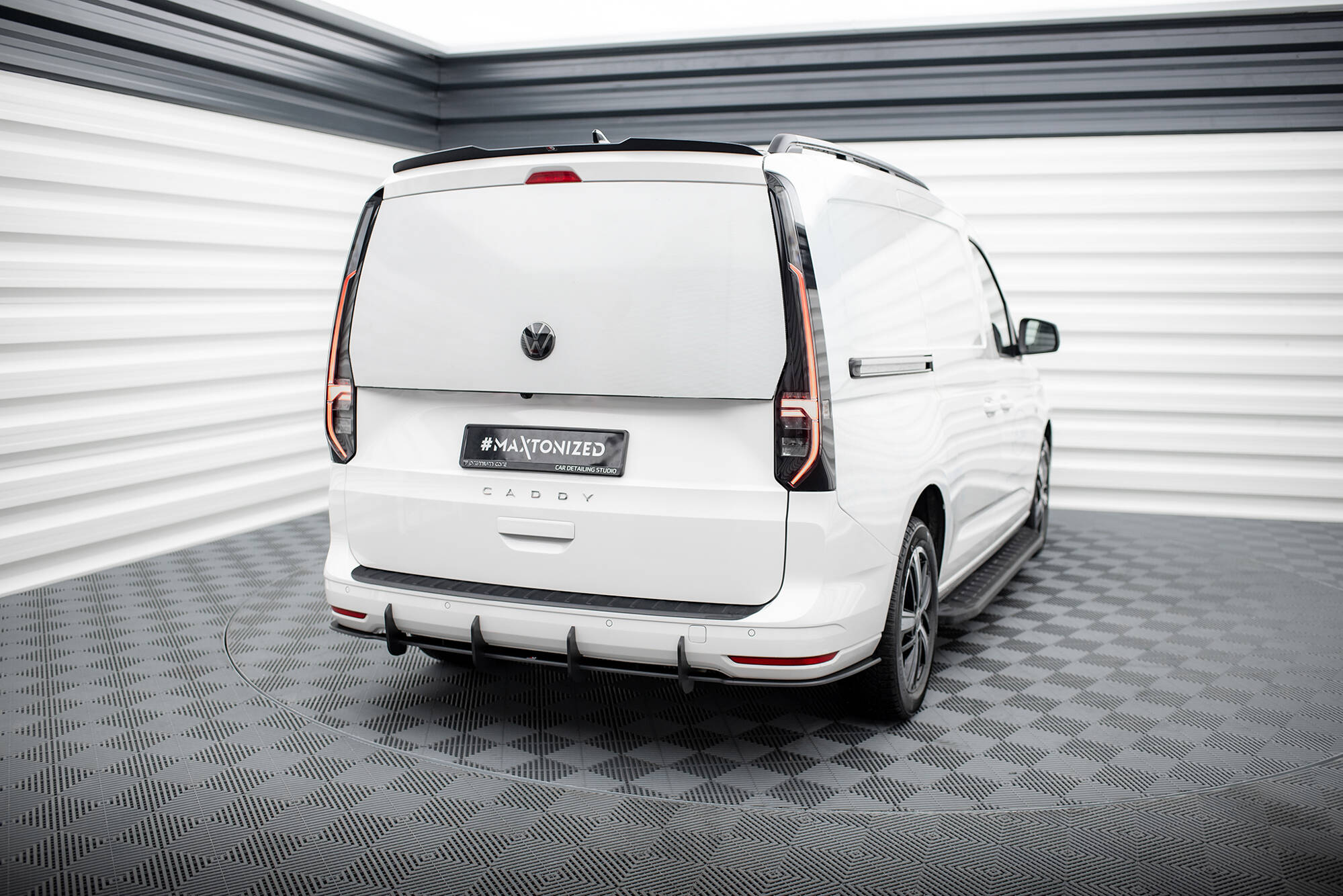 Street Pro Heckschürze Heck Ansatz Diffusor passend für VW Caddy Maxi Mk5