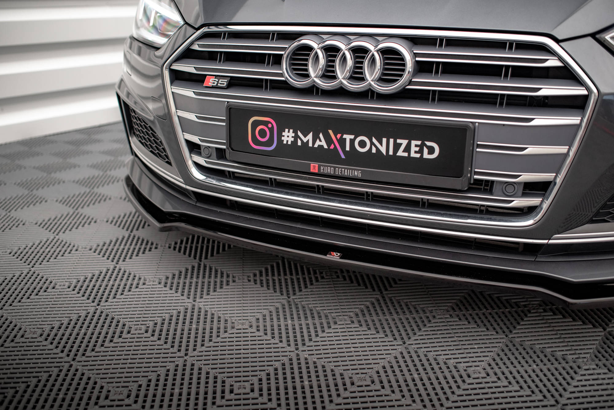 Front Ansatz V.1 für Audi S5 / A5 S-Line F5 Coupe / Sportback schwarz Hochglanz