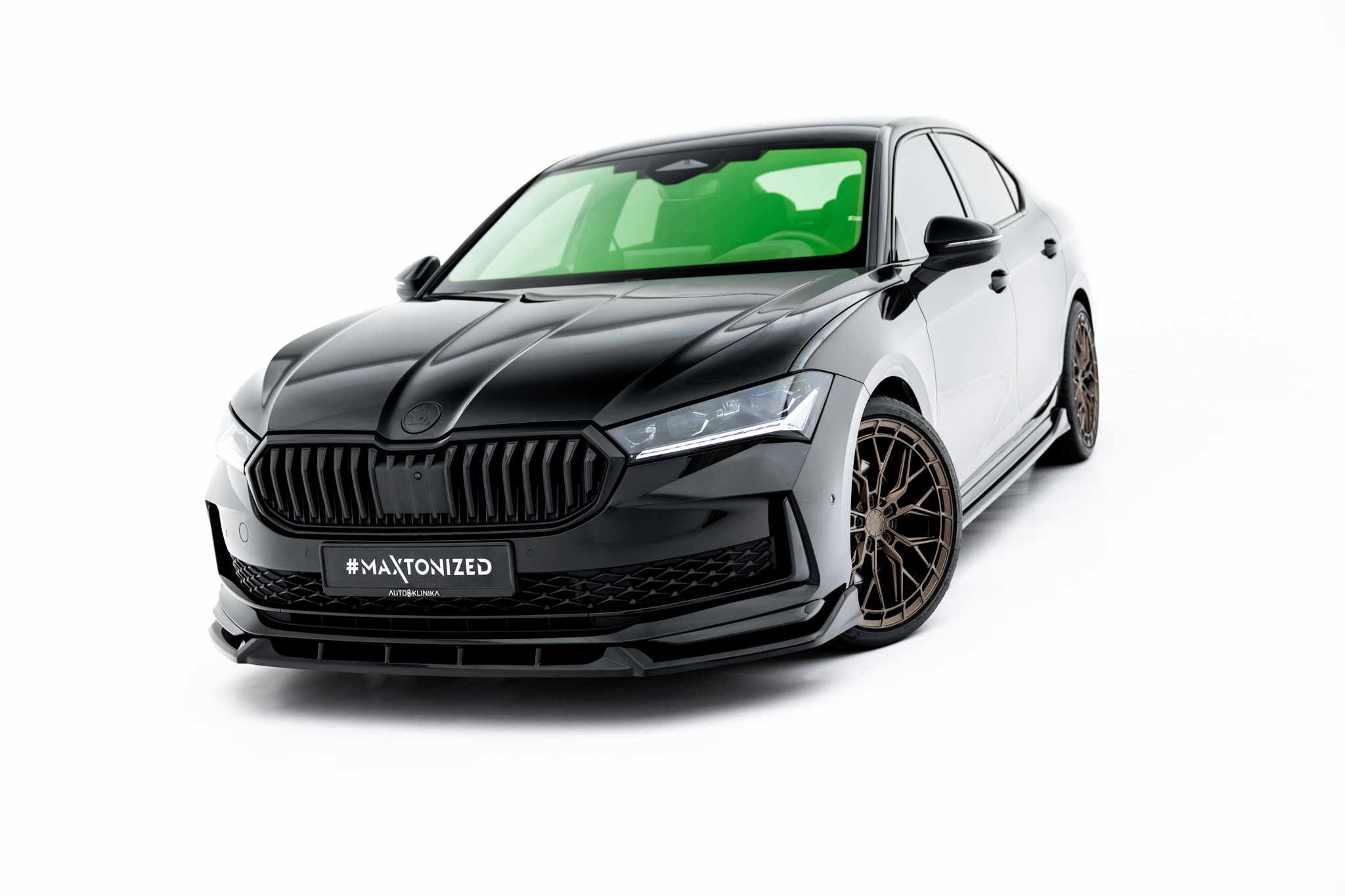 Street+ Spoilerlippe Front Ansatz V.2 passend für Skoda Superb Sportline Mk4 schwarz Hochglanz