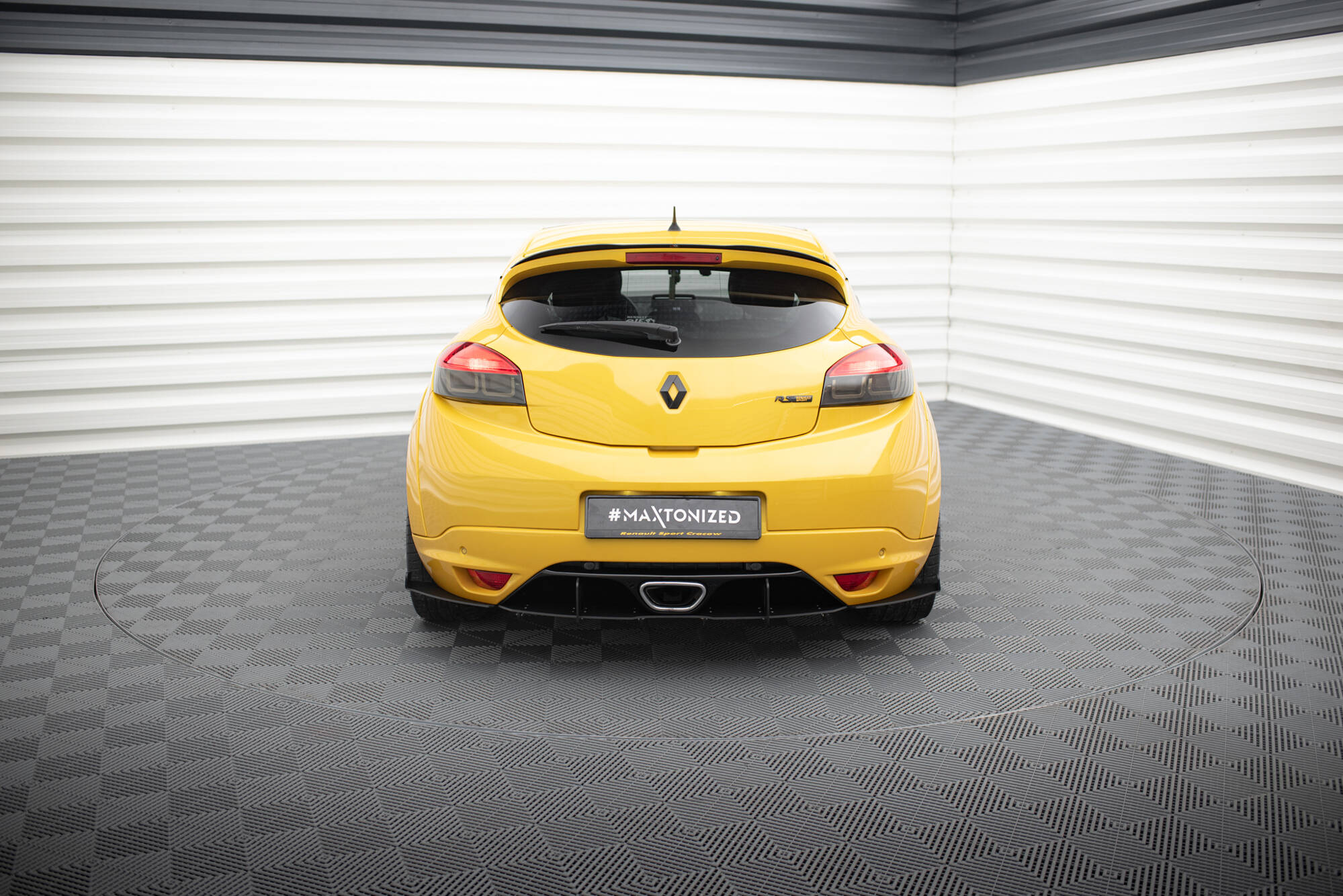 Heck Ansatz Flaps Diffusor für RENAULT MEGANE MK3 RS