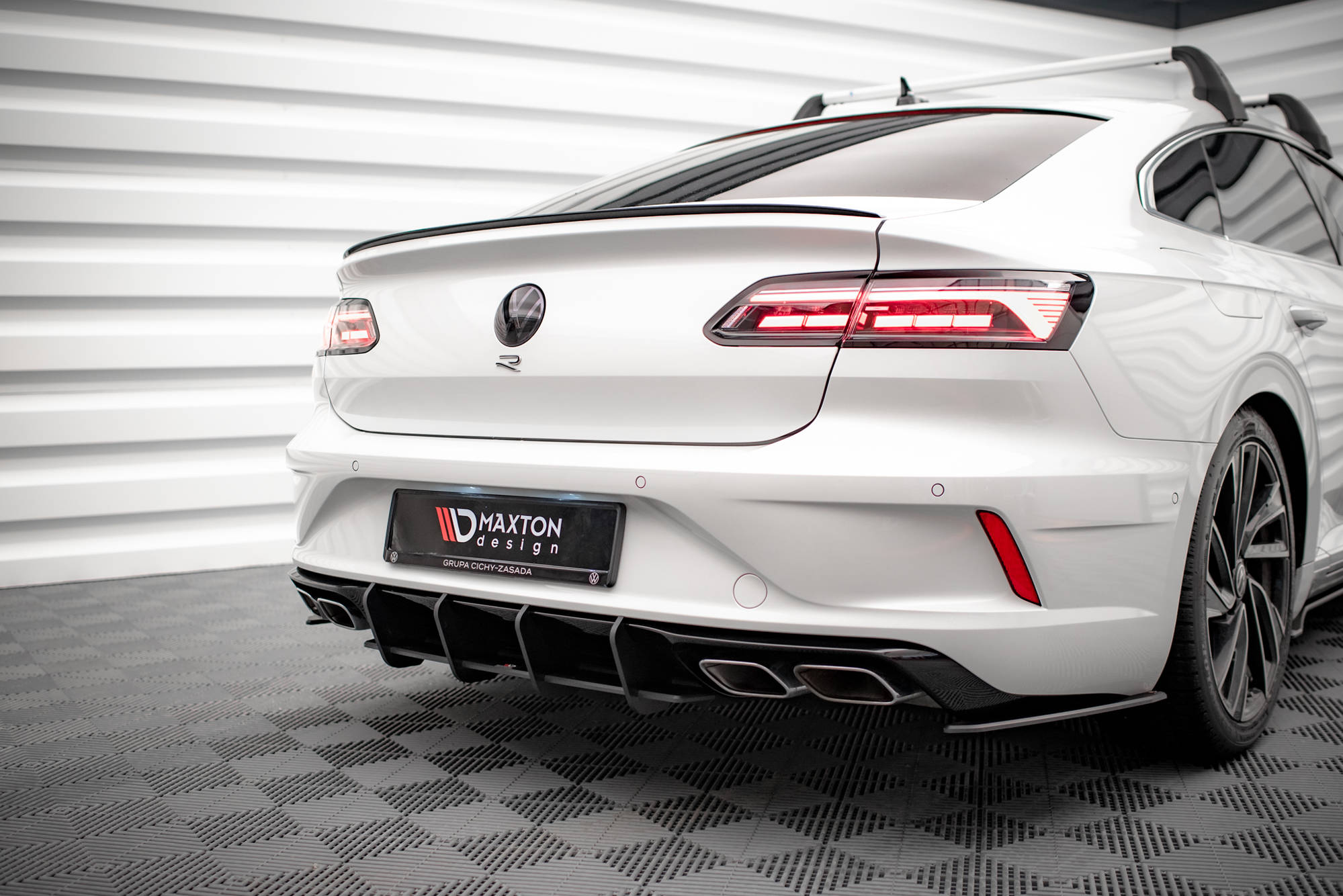 Street Pro Heckschürze Heck Ansatz Diffusor passend für VW Arteon R Limousine / Shooting Brake Mk1 Faceift