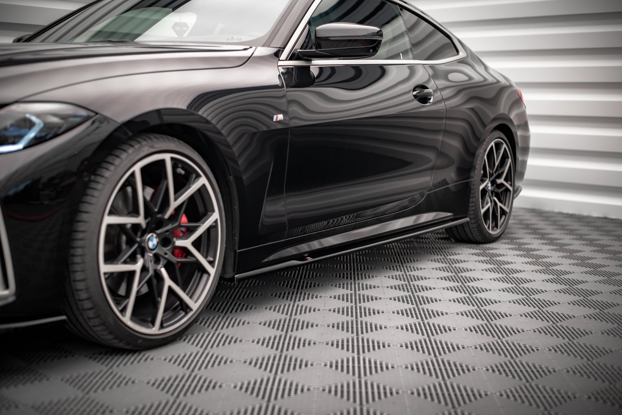 Street+ Seitenschweller Leisten V.1 passend für BMW 4er M-Paket / M440i G22 / G23 / G22 FL / G23 FL schwarz Hochglanz
