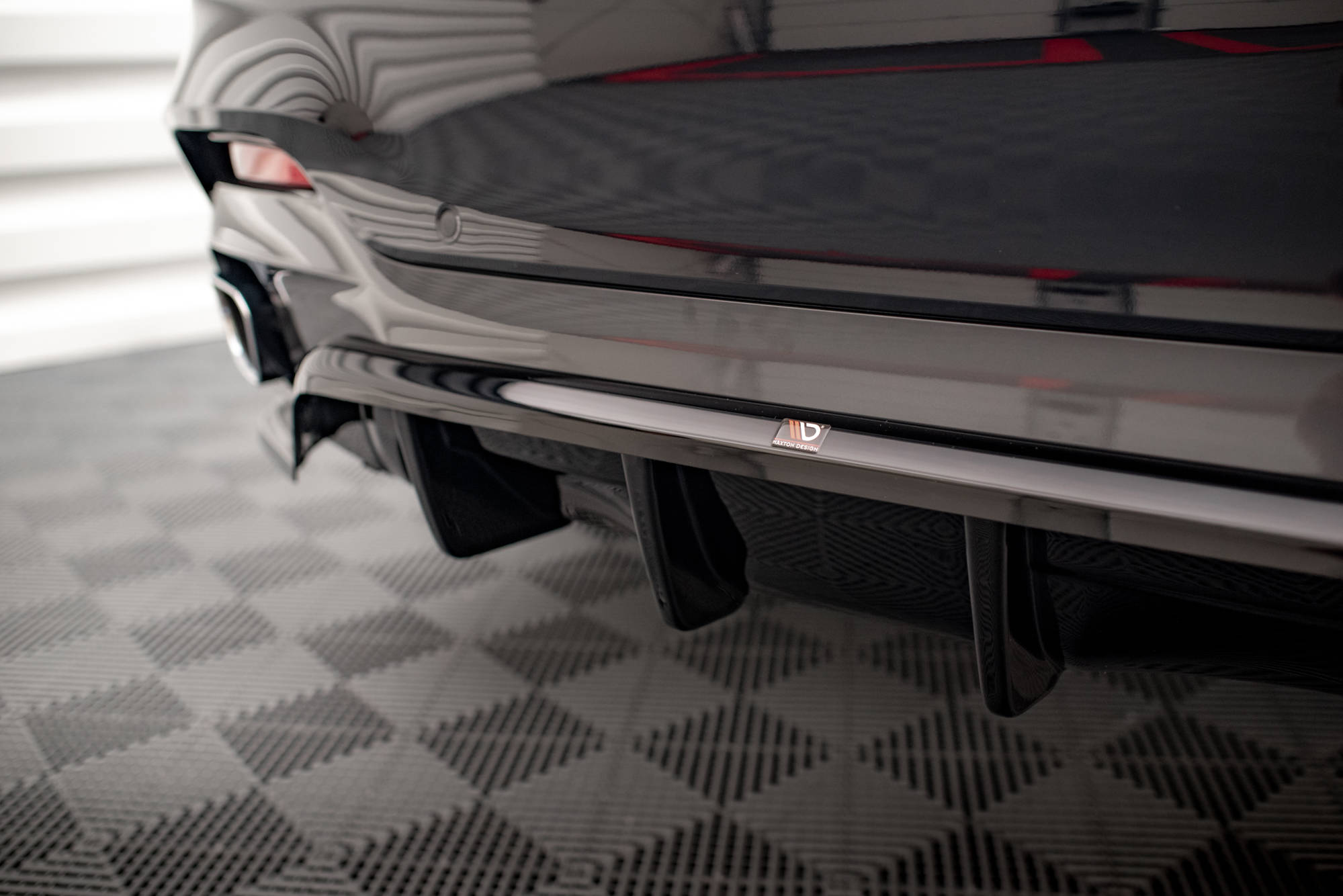 Street+ Mittlerer Diffusor RACE Heck Ansatz passend für BMW X6 M-Paket F16 schwarz Hochglanz