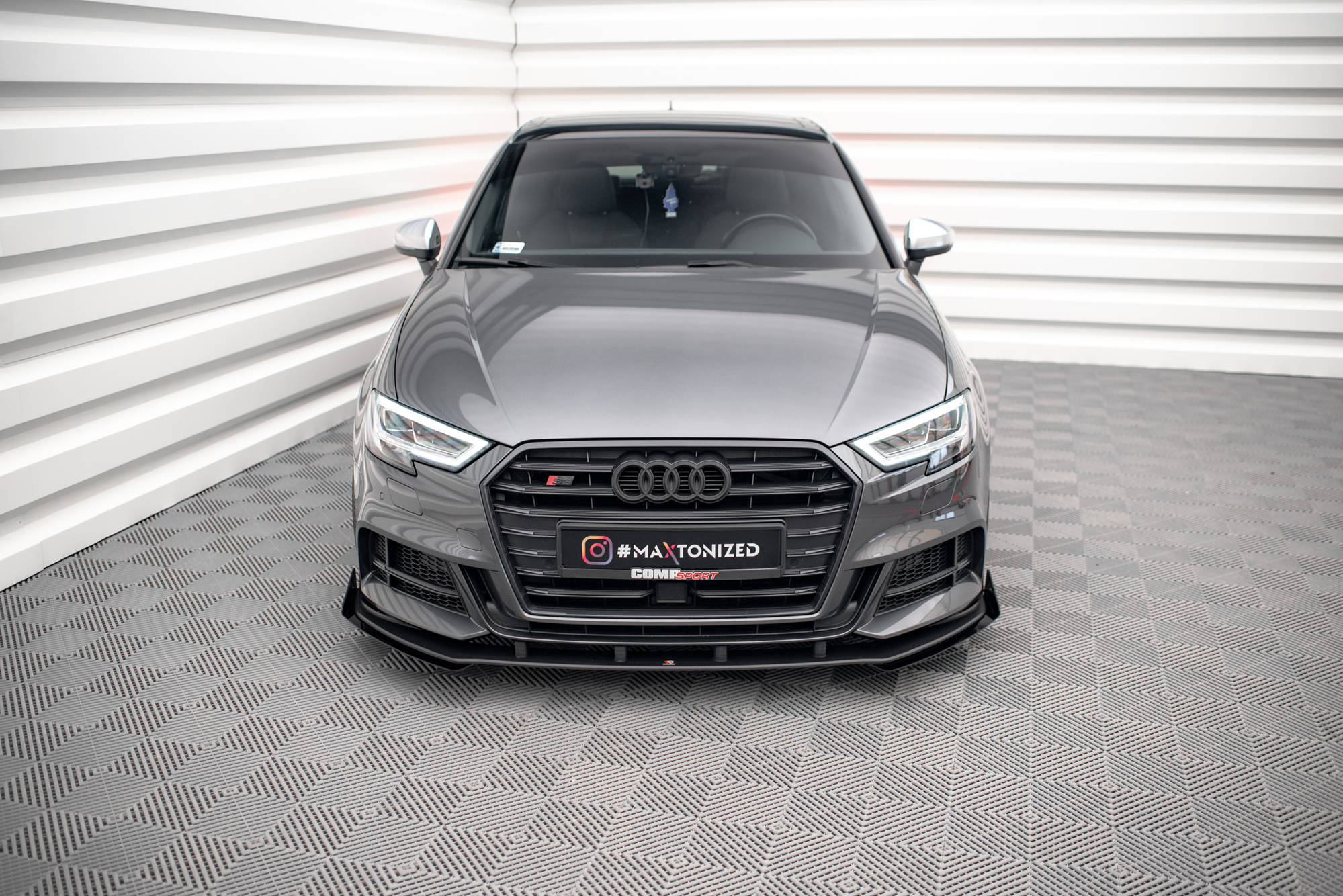 Street Pro Spoilerlippe Front Ansatz + Flaps V.1 passend für Audi S3 / A3 S-Line Sportback 8V FL schwarz Hochglanz