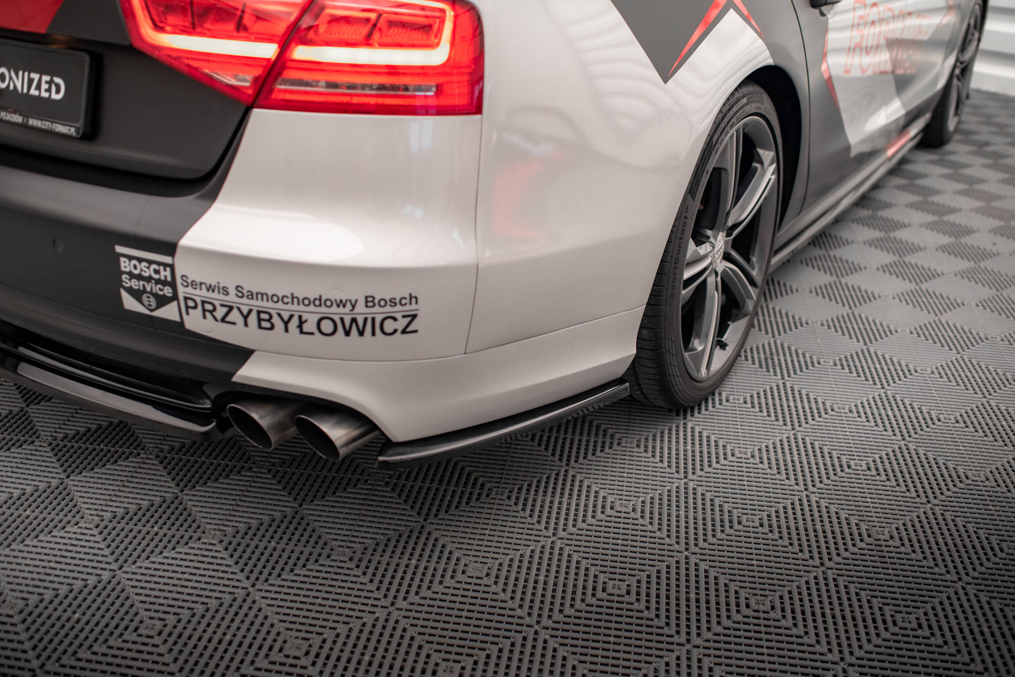 Street+ Heck Ansatz Flaps passend für Audi S8 D4 schwarz Hochglanz