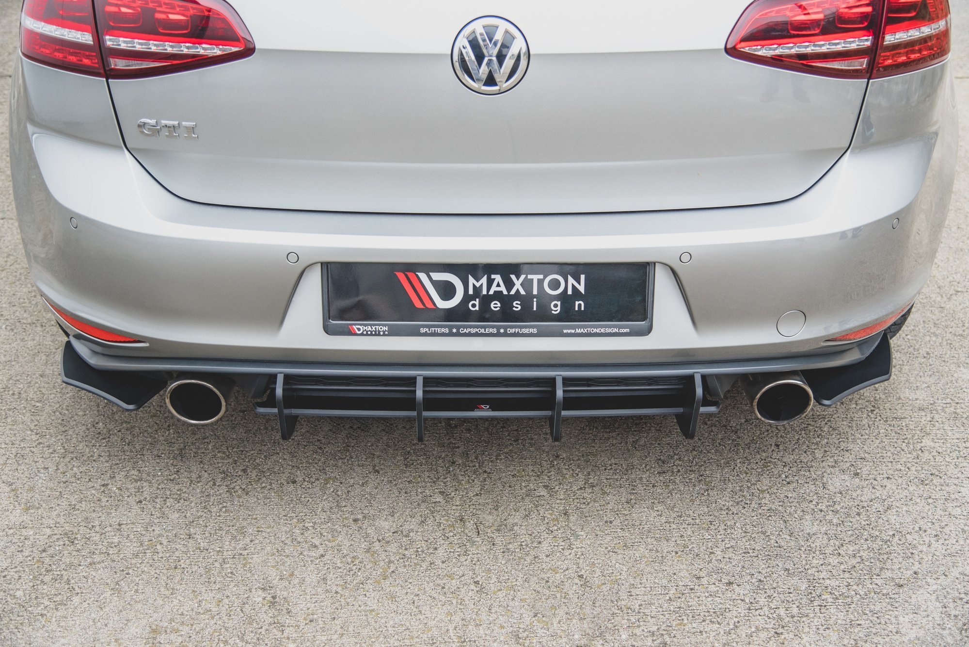 Street Pro Heck Ansatz Flaps Diffusor für L + R V.2 VW Golf 7 GTI