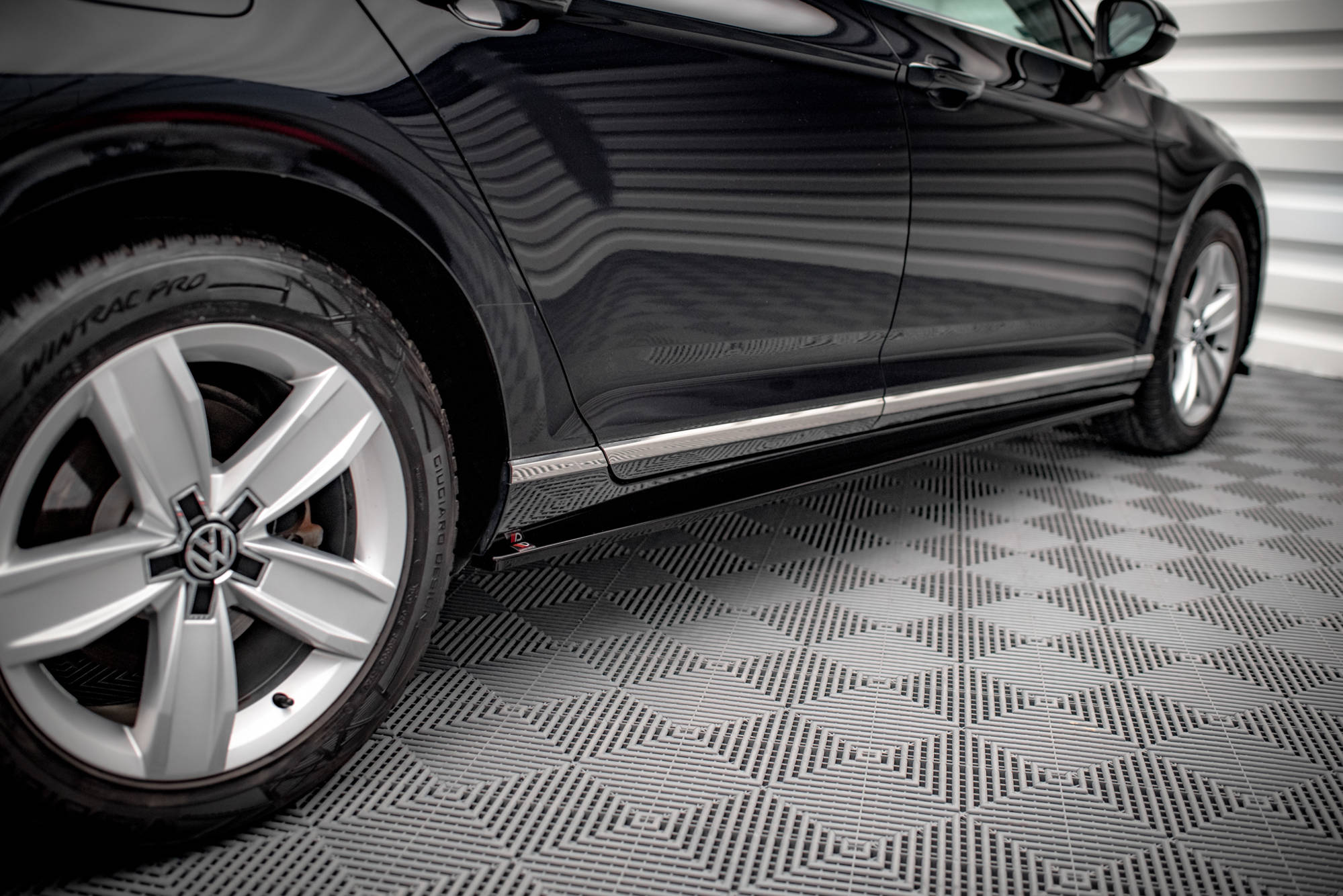 Street+ Seitenschweller Leisten passend für VW Passat B8 FL schwarz Hochglanz