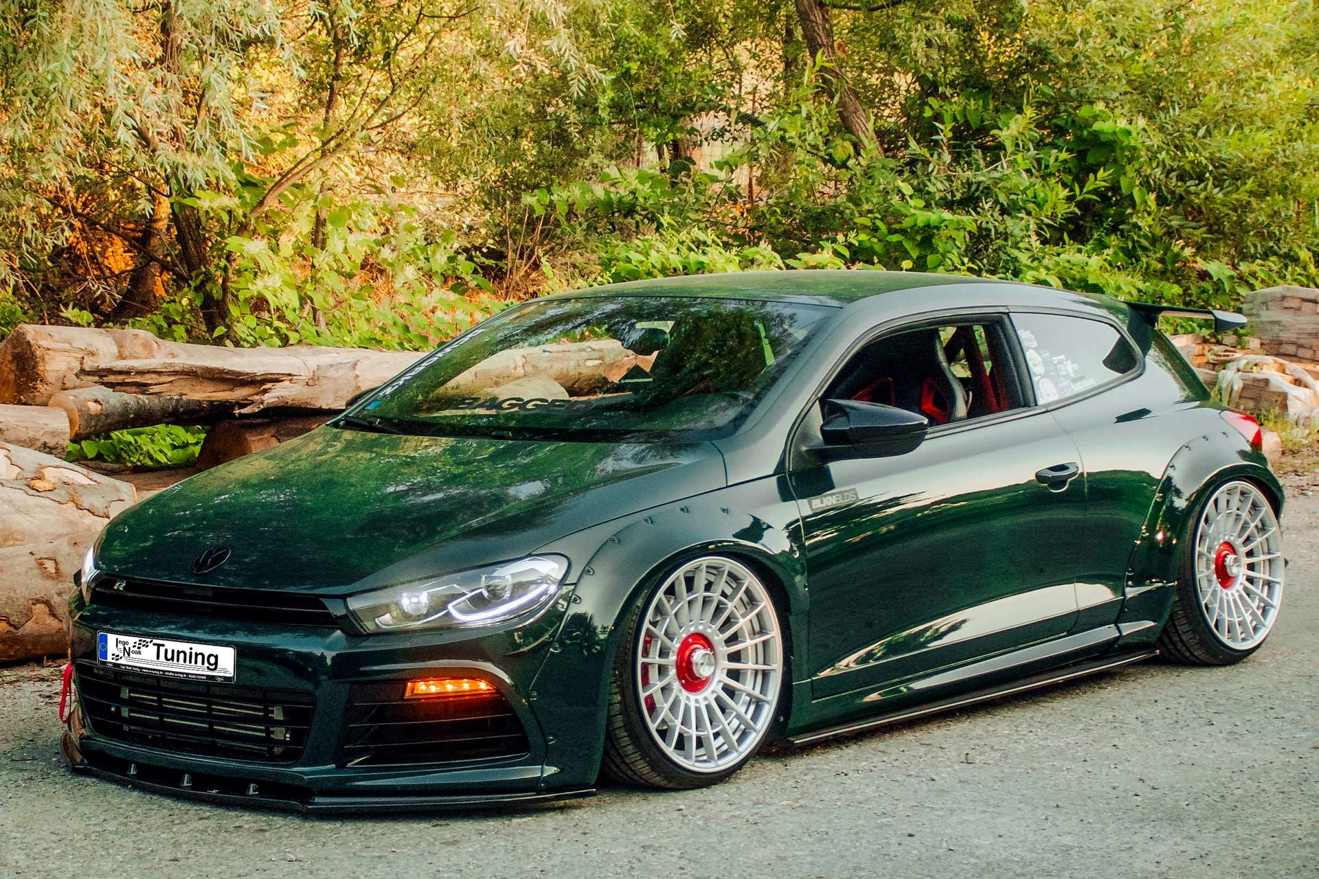 IN Liberty Style Radlaufverbreiterung 4 tlg. VW Scirocco R