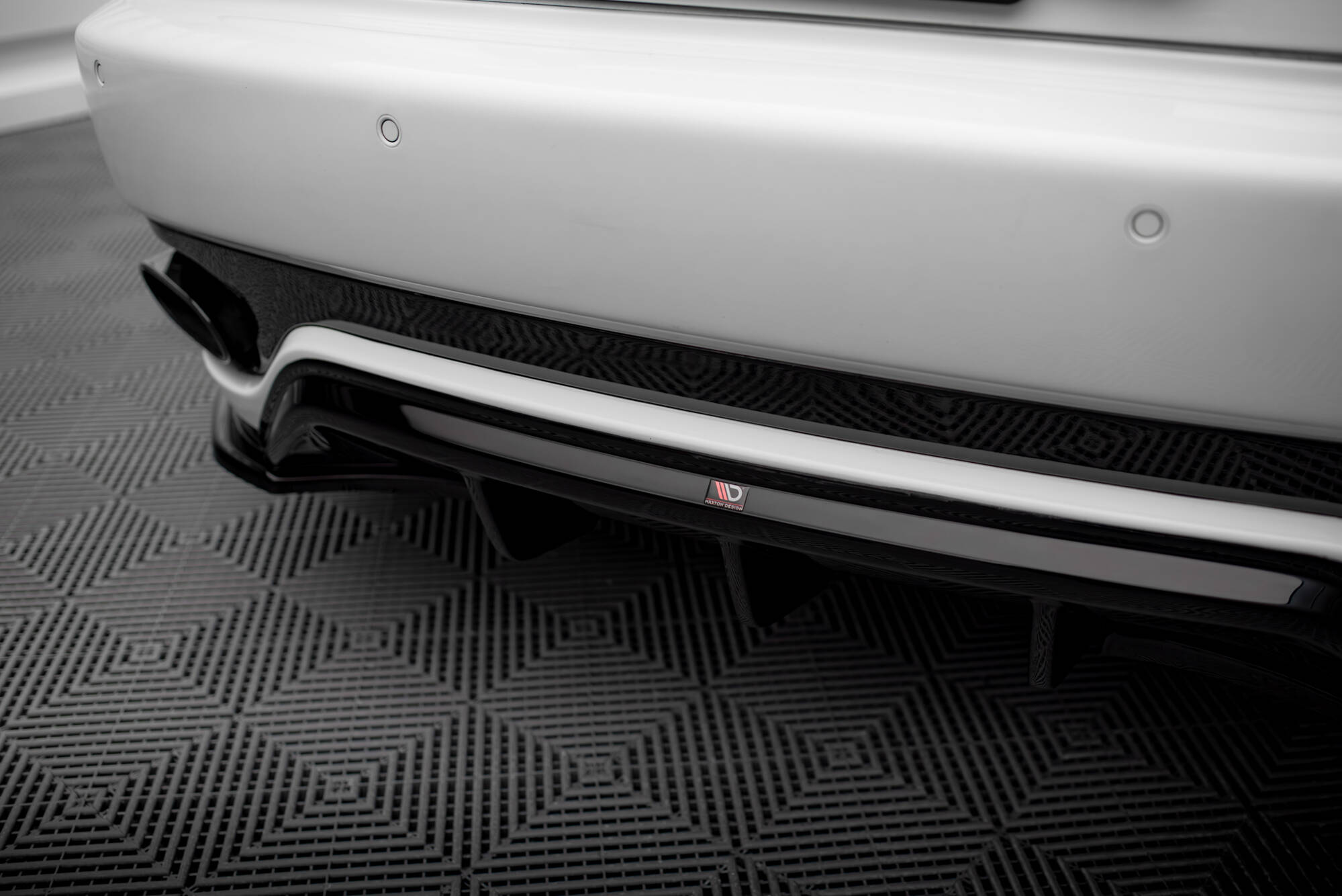 Heckansatz Diffusor passend für Maserati Granturismo Mk1 schwarz Hochglanz
