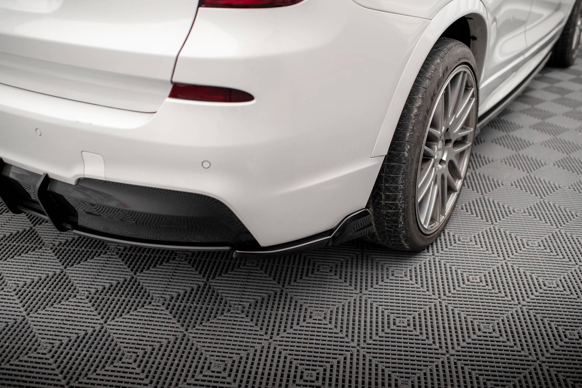 Street+ Heck Ansatz Flaps passend für BMW X3 M-Paket F25 schwarz Hochglanz