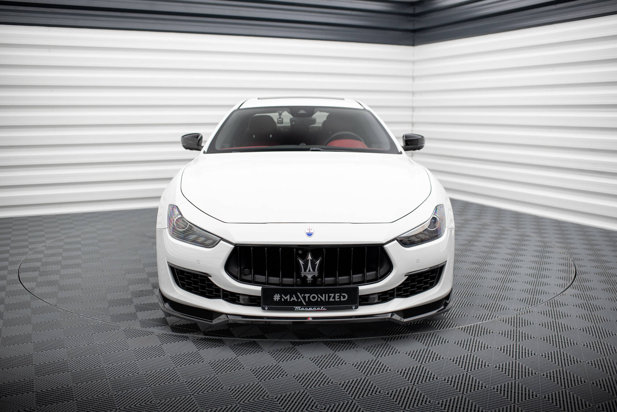 Frontlippe V.1 passend für Maserati Ghibli Mk3 FL schwarz Hochglanz