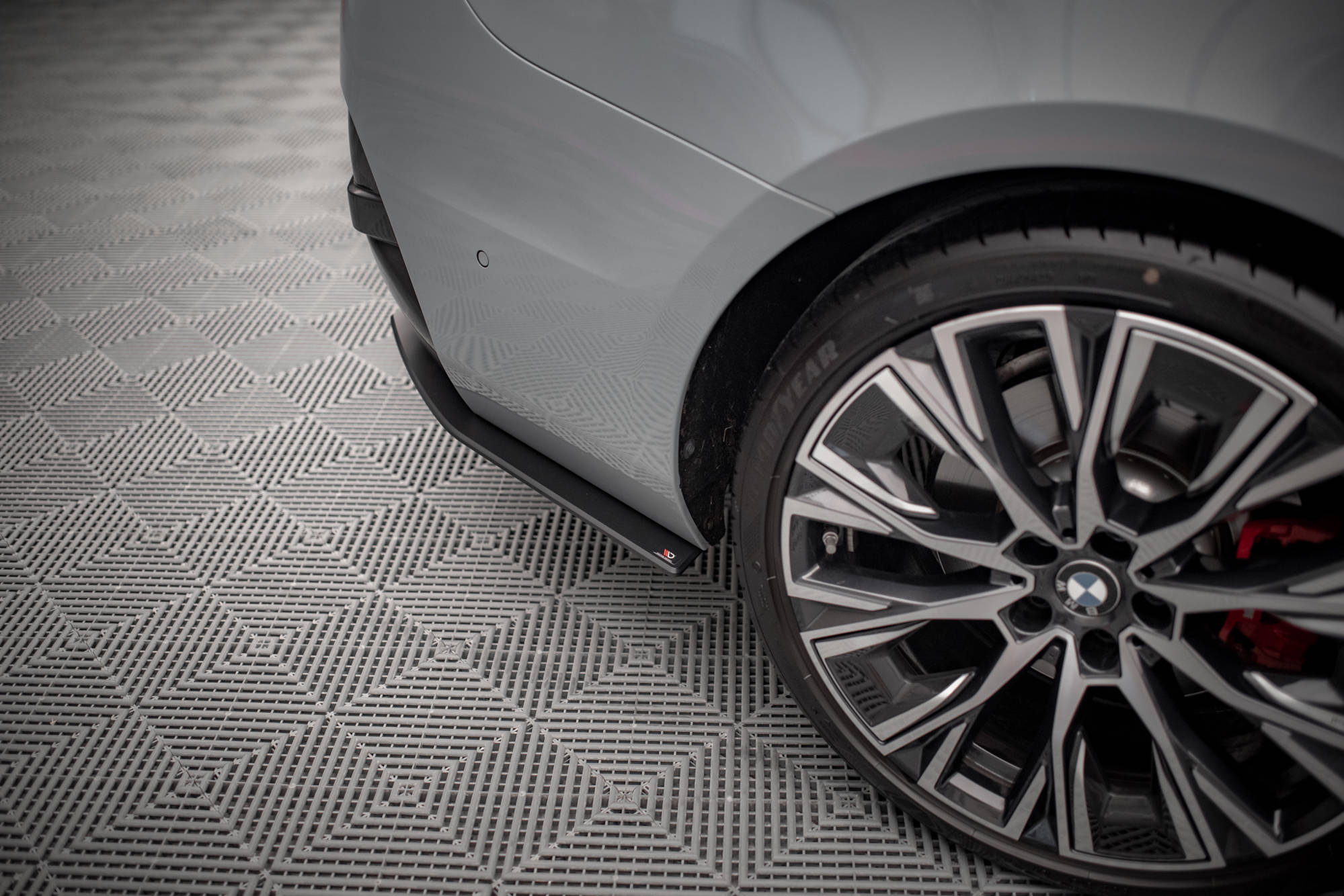 Street Pro Heck Ansatz Flaps passend für BMW 4er Gran Coupe M-Paket G26 rot