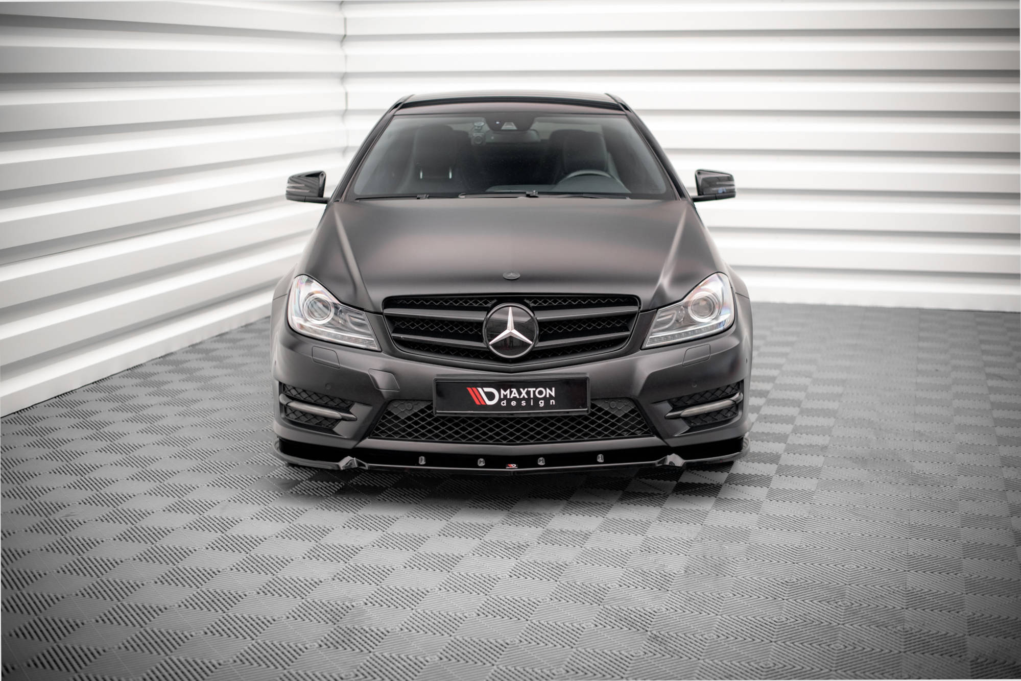Street+ Spoilerlippe Front Ansatz V.1 passend für Mercedes C Coupe / Limousine / Kombi AMG-Line C204 / W204 FL / S204 FL schwarz Hochglanz