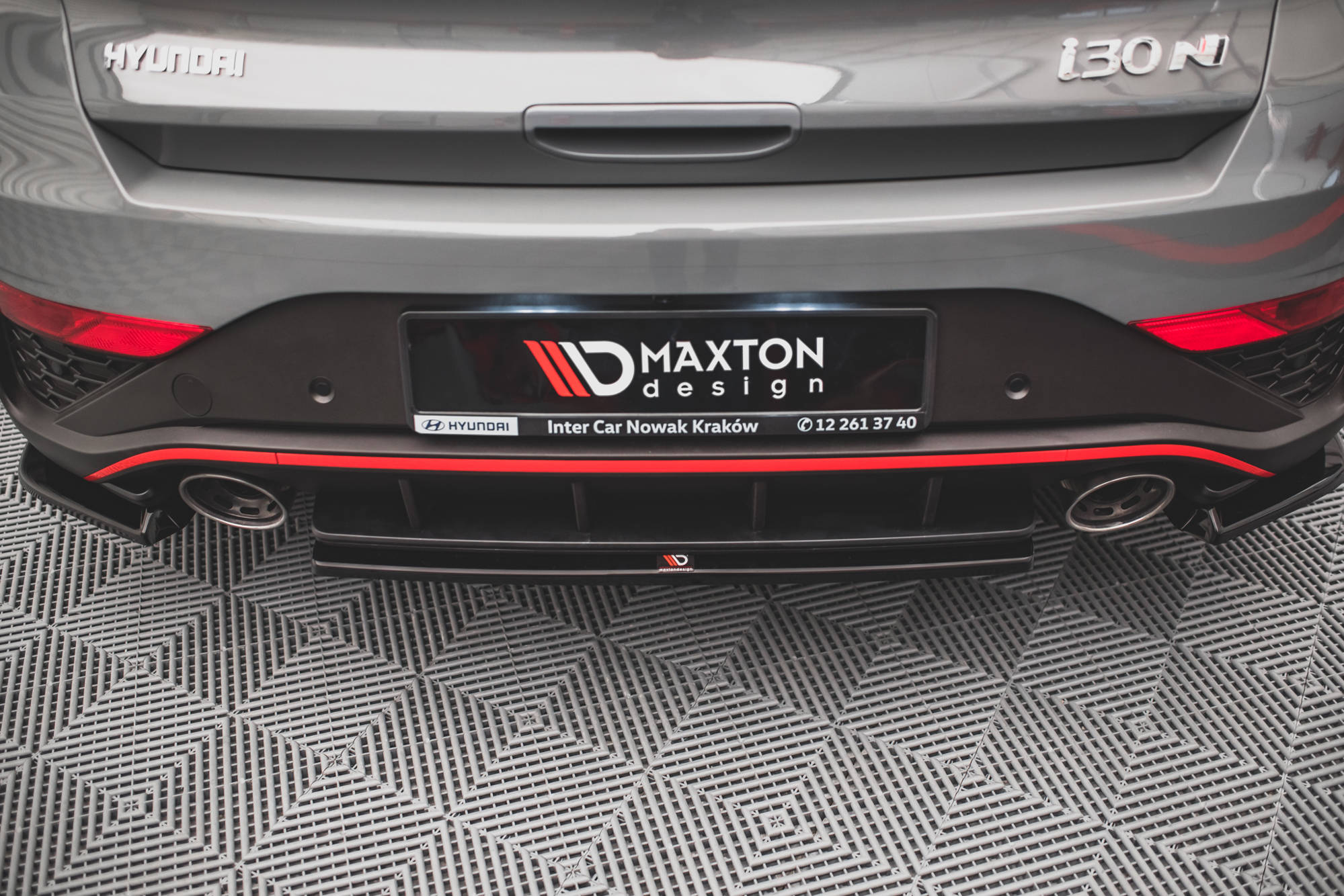 Street+ Mittlerer Diffusor Heck Ansatz passend für Hyundai I30 N Hatchback Mk3 FL schwarz Hochglanz