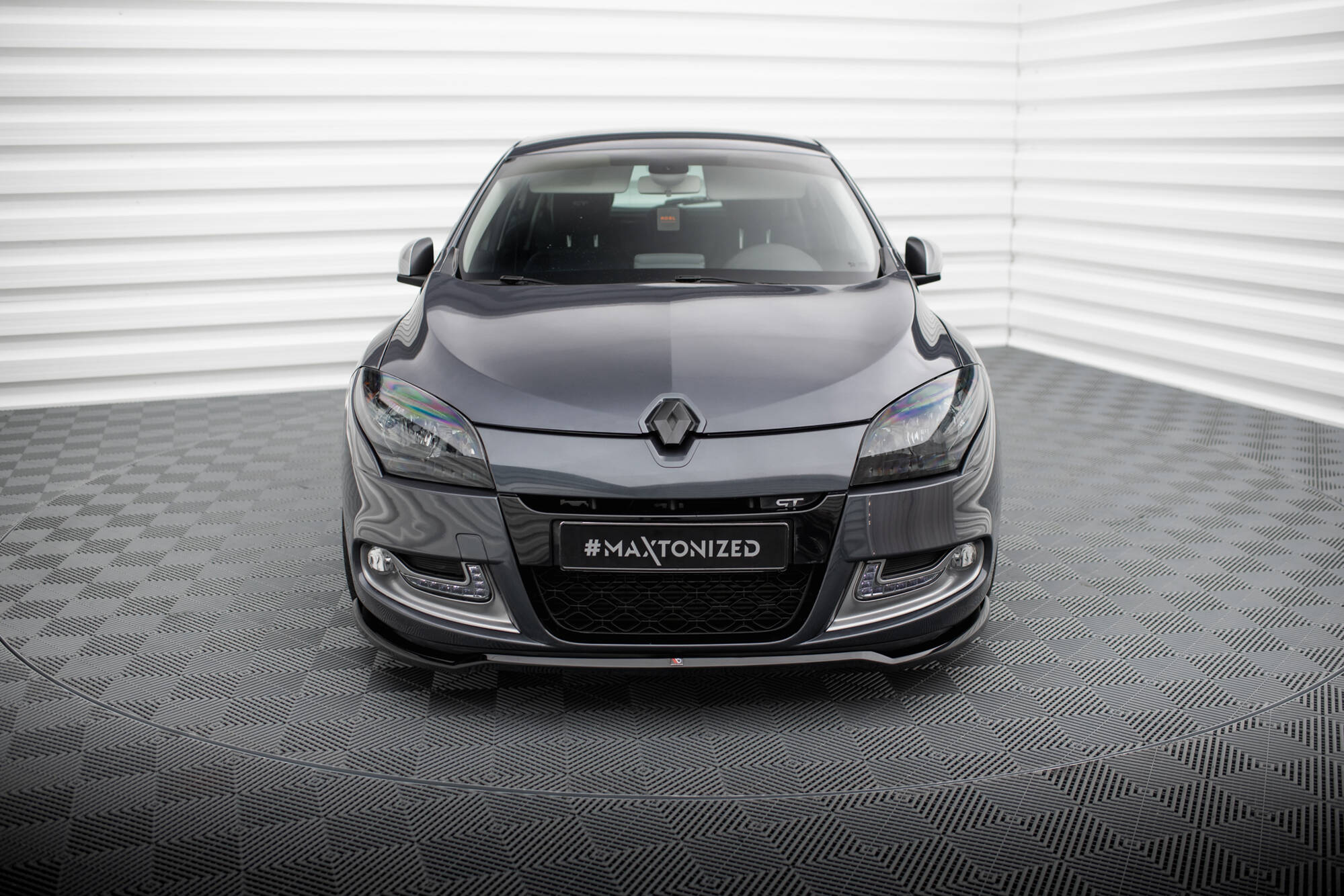 Street+ Spoilerlippe Front Ansatz V.1 passend für Renault Megane GT Mk3 FL schwarz Hochglanz
