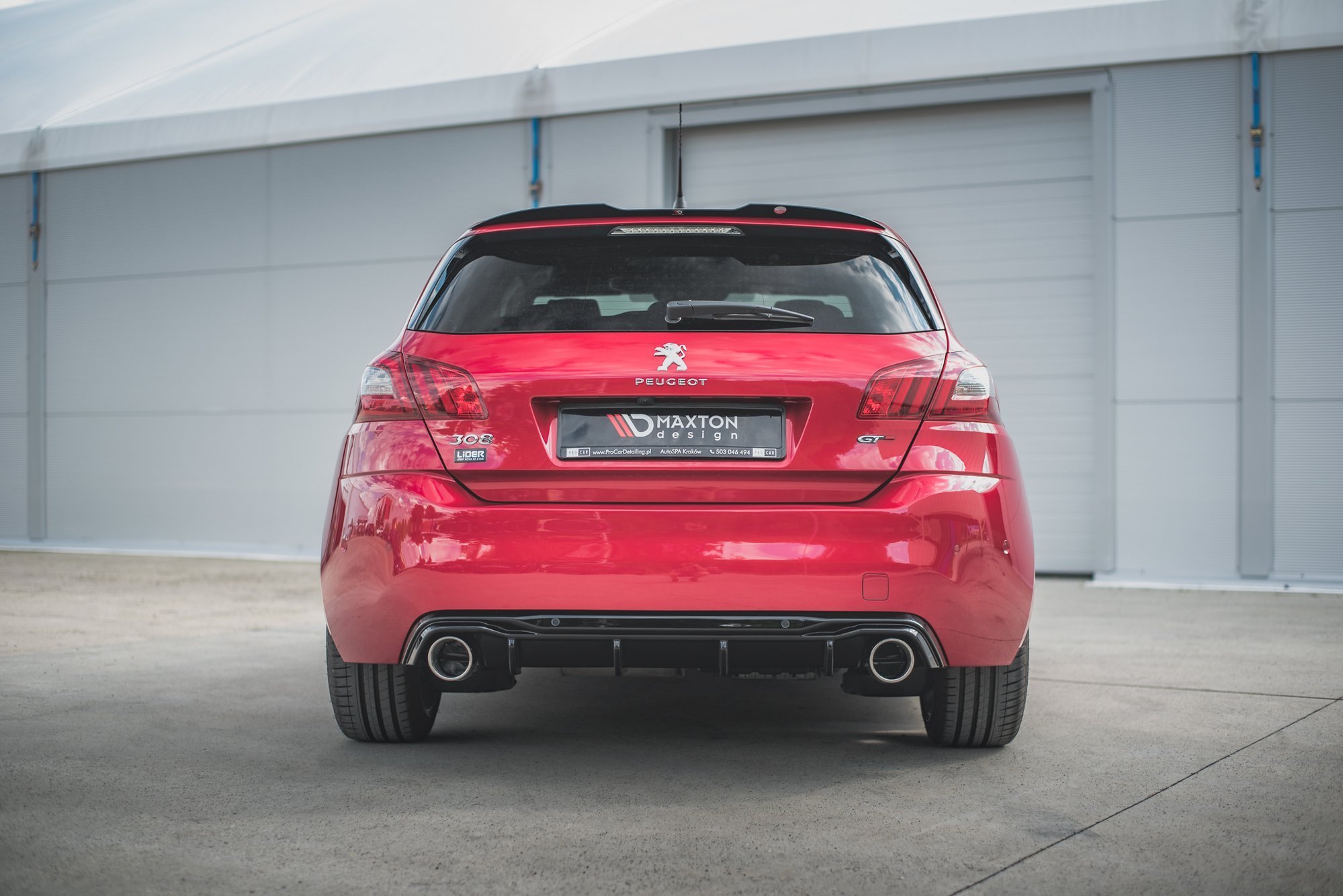 Street+ Heck Ansatz Diffusor + Endrohre chrom passend für Peugeot 308 GT Mk2 FL schwarz Hochglanz