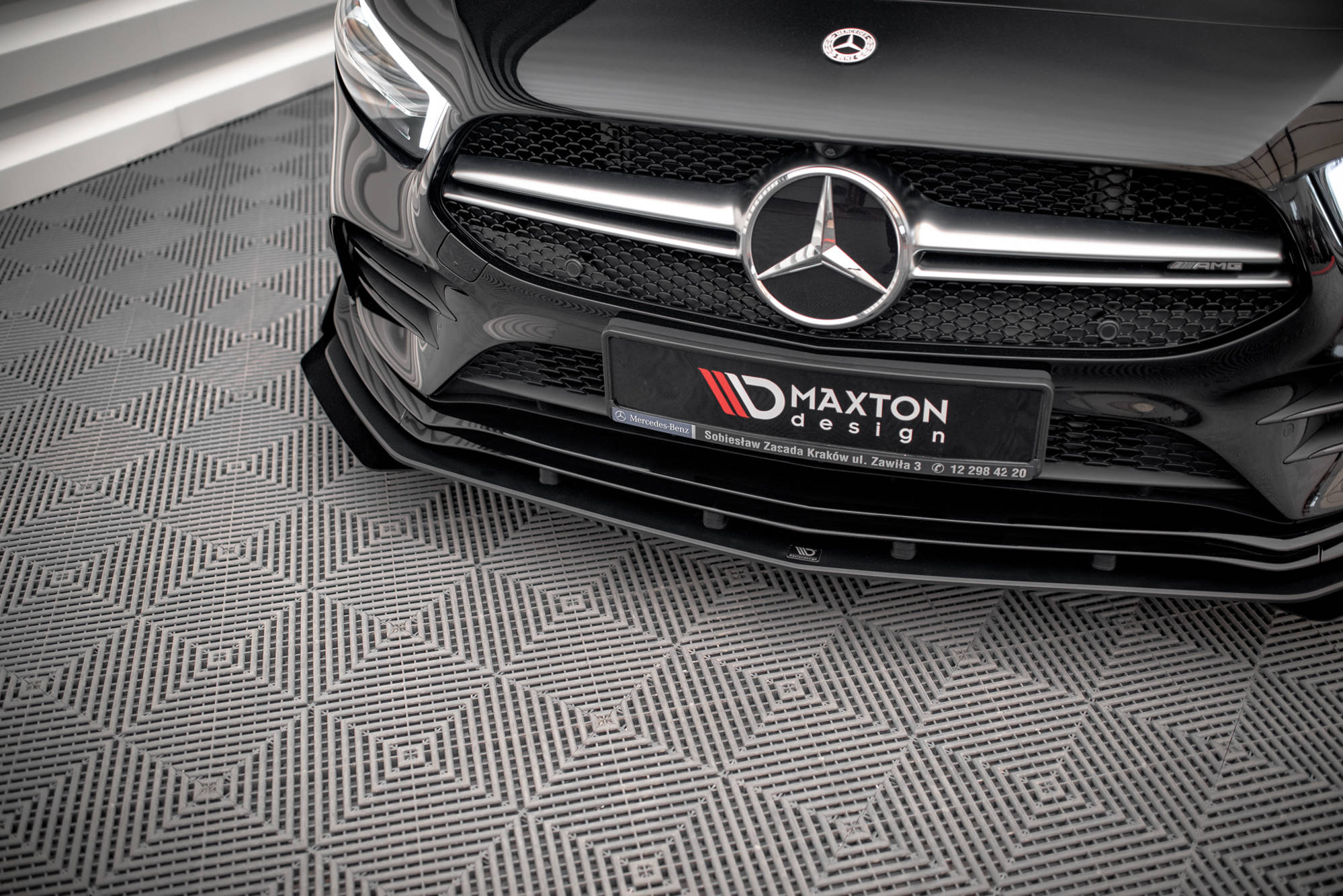 Street Pro Spoilerlippe Front Ansatz passend für Mercedes A35 AMG AERO / AMG-Line W177 rot+ Hochglanz Flaps