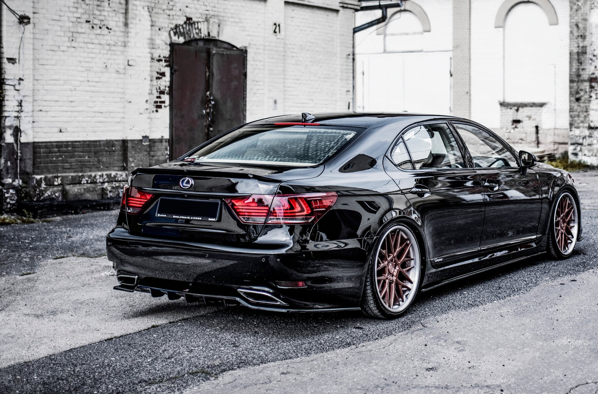 Mittlerer Cup Diffusor DTM Look Heck Ansatz für Lexus LS Mk4 Facelift schwarz Hochglanz