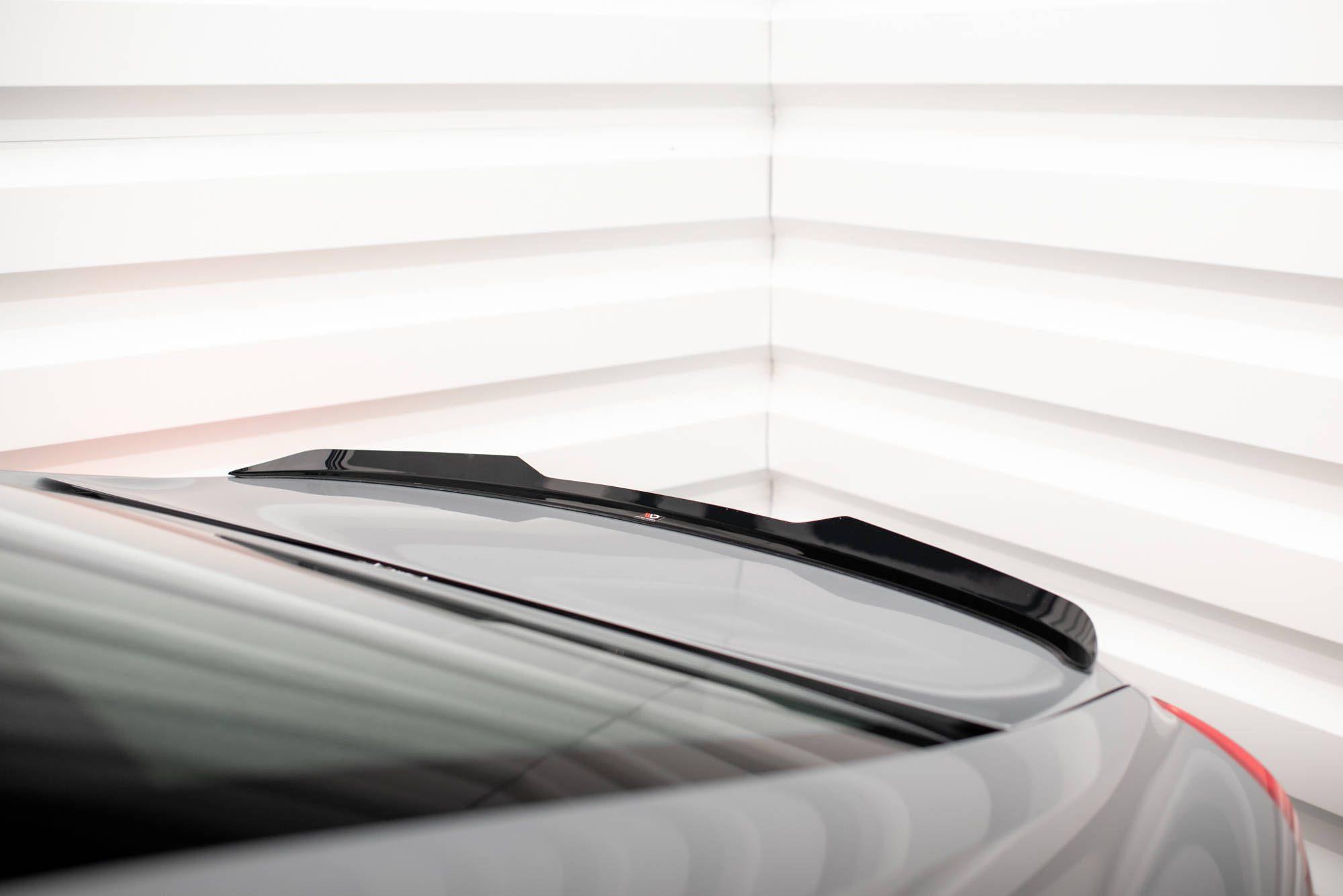 Heck Spoiler Aufsatz Abrisskante passend für Volvo S60 R-Design Mk2 schwarz Hochglanz