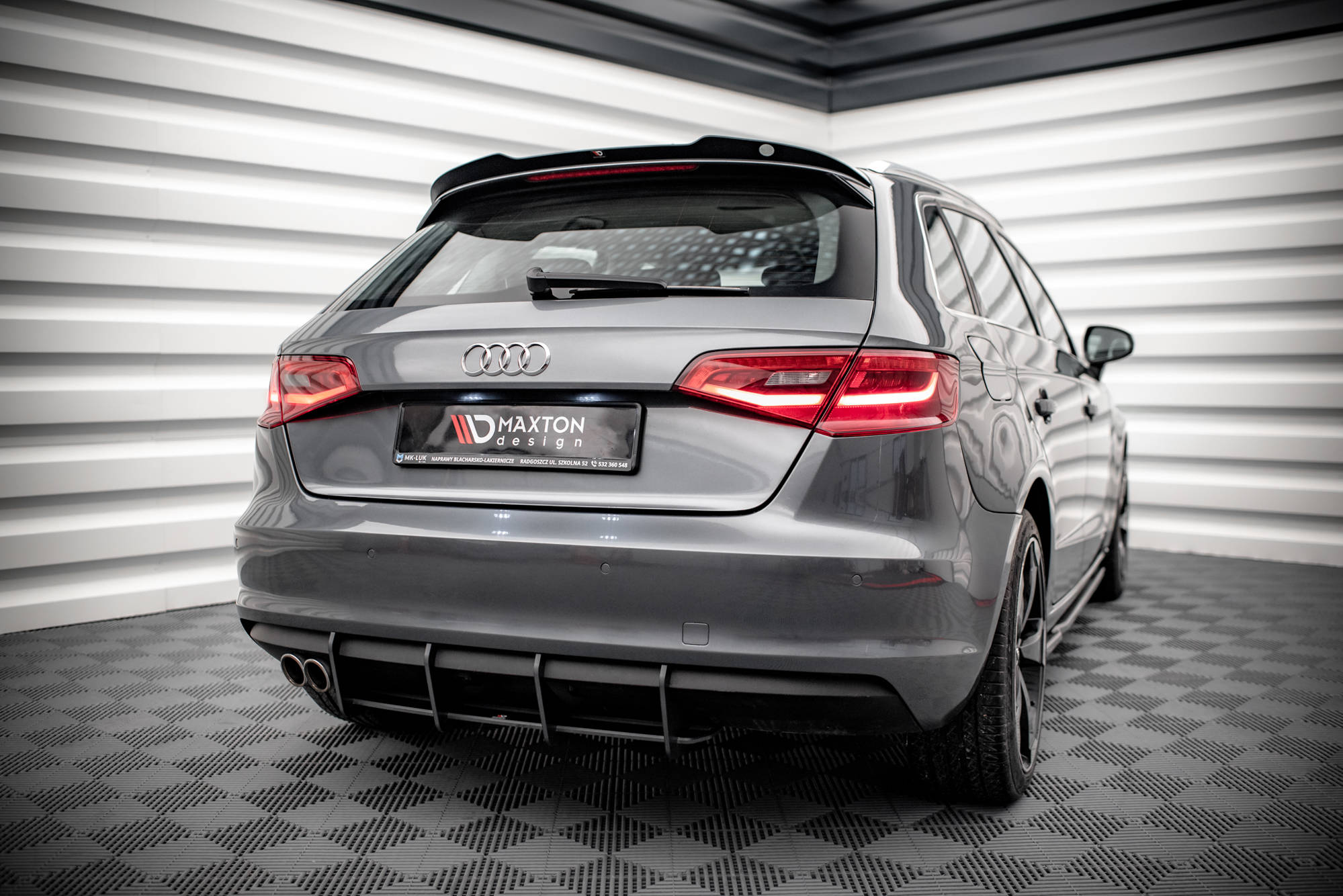 Street Pro Heckschürze Heck Ansatz Diffusor passend für Audi A3 Sportback 8V rot