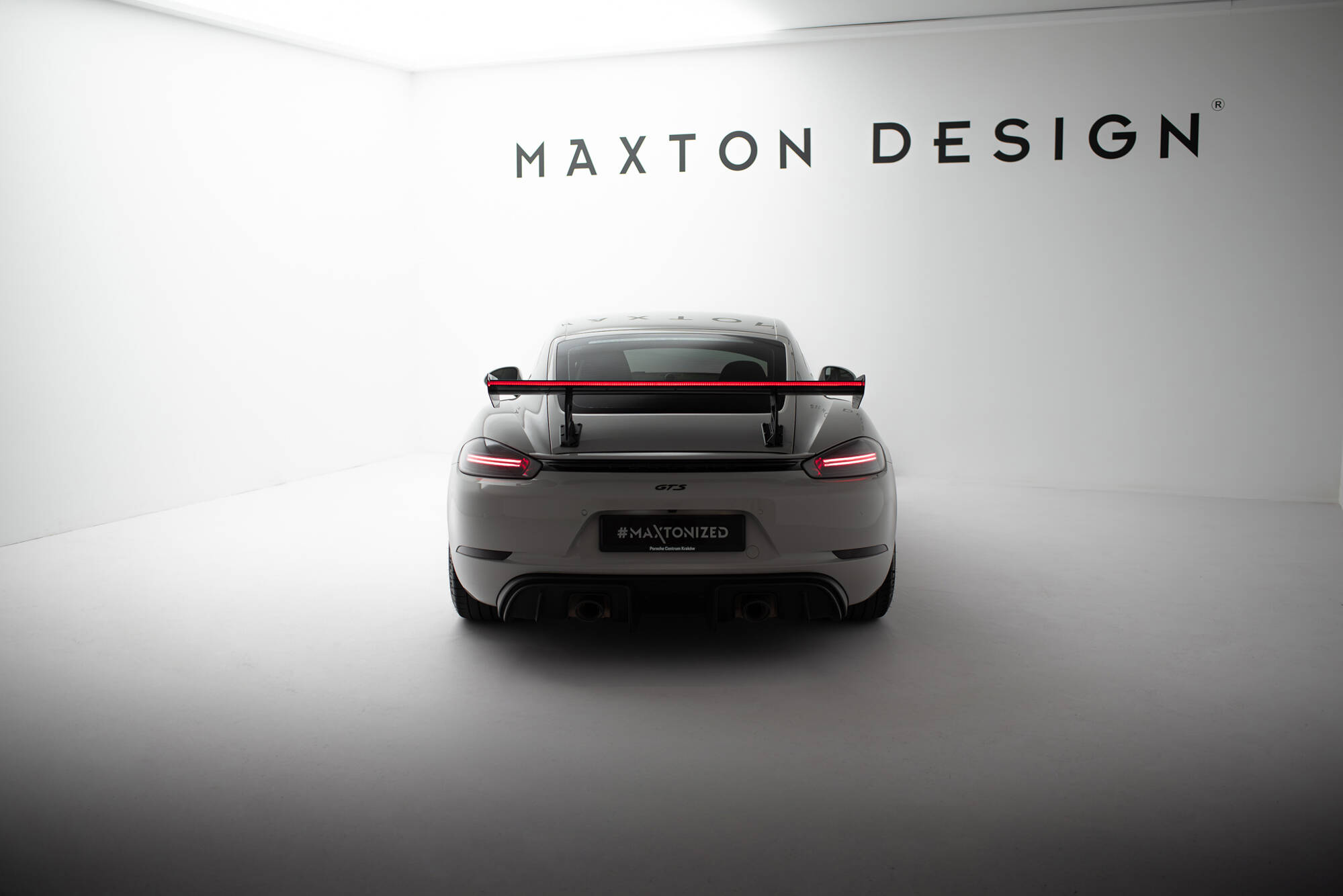 Carbon Heck Spoiler Heckflügel Standfuß Innen V.2 + LED passend für Porsche 718 Cayman 982c