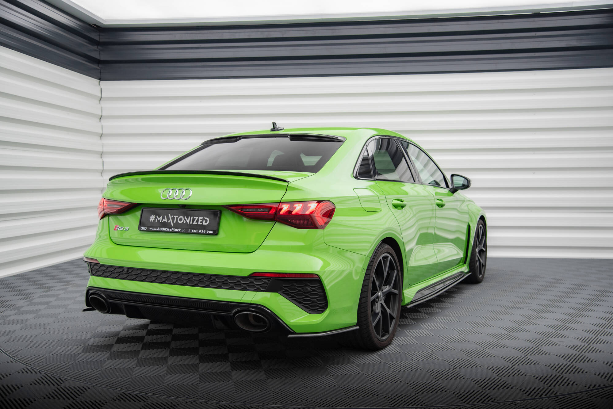 Carbon Fiber Heck Ansatz Flaps passend für Audi RS3 Limousine 8Y