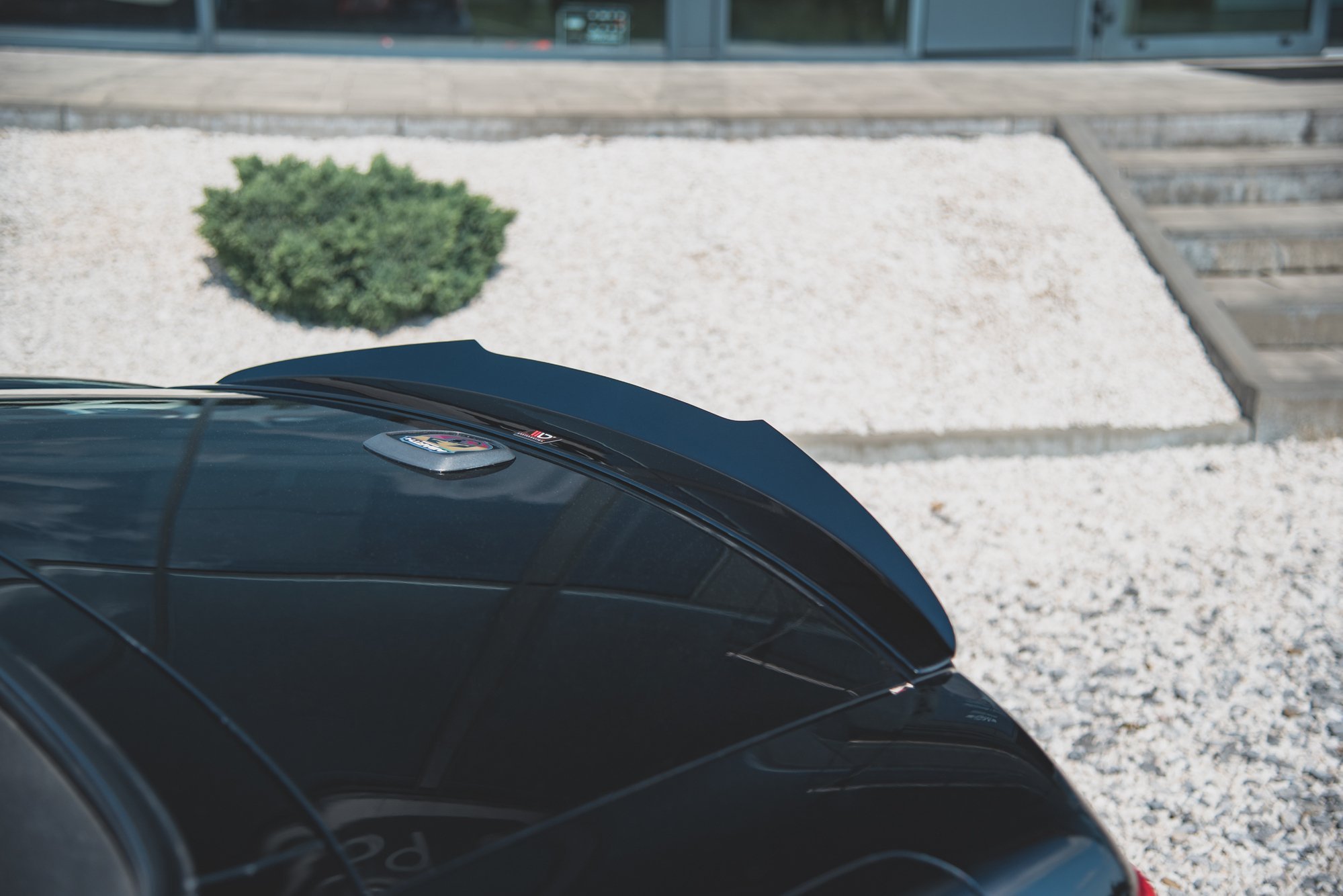 Heckspoiler Lippe passend für ABARTH 124 Spider schwarz Hochglanz