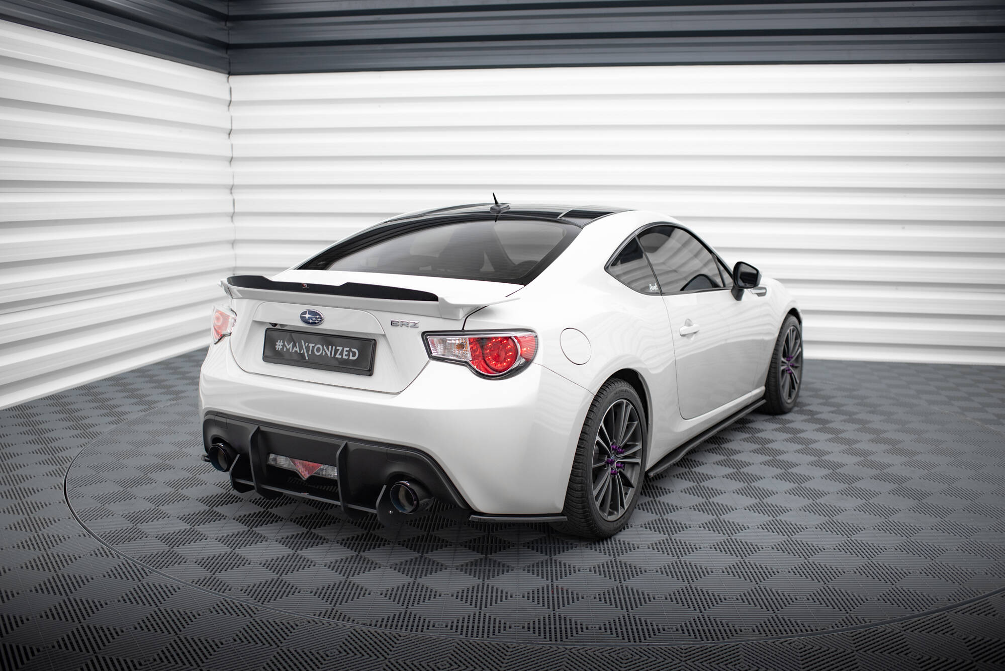 Heck Ansatz Flaps Diffusor V.1 für Subaru BRZ Mk1 / Mk1 Facelift schwarz Hochglanz