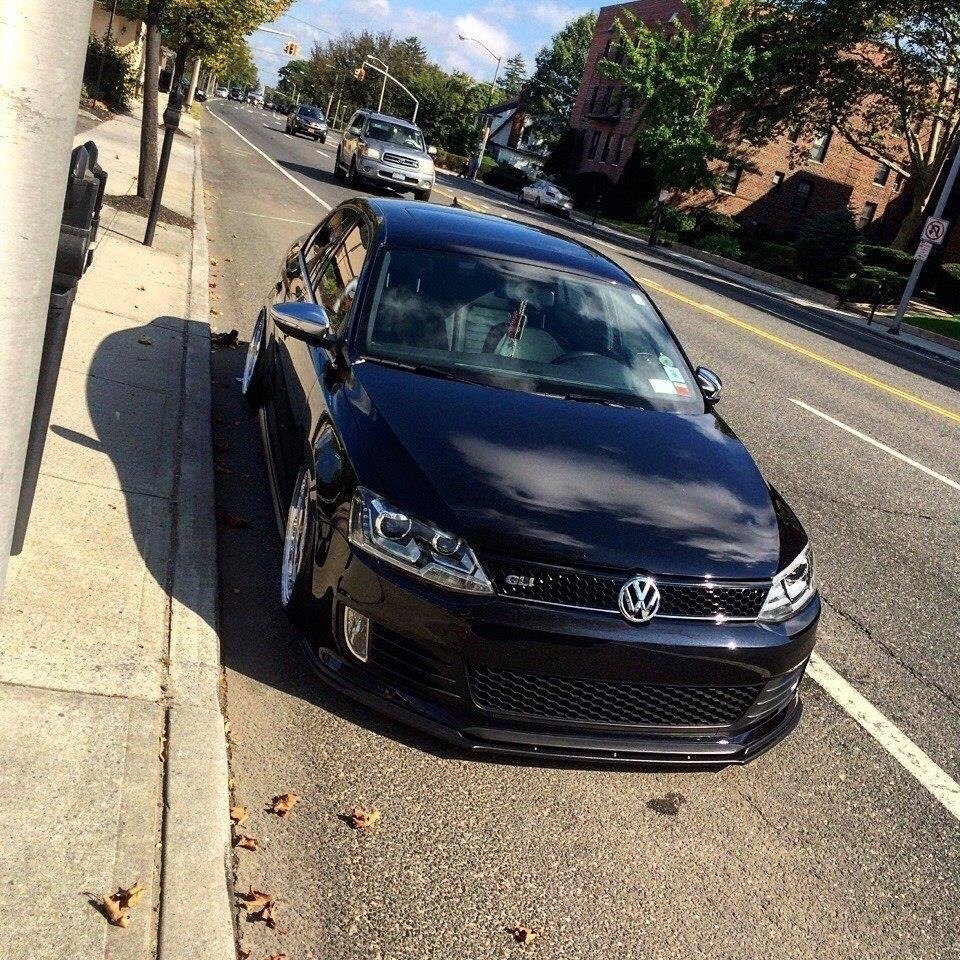 Front Ansatz für VW JETTA VI GLI schwarz Hochglanz