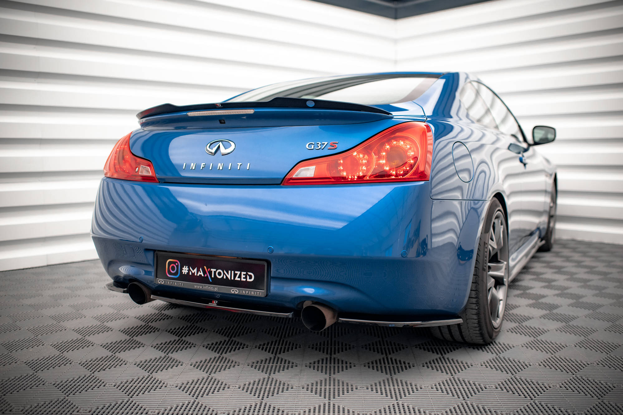 Heckspoiler Lippe passend für Infiniti G37 Coupe schwarz Hochglanz