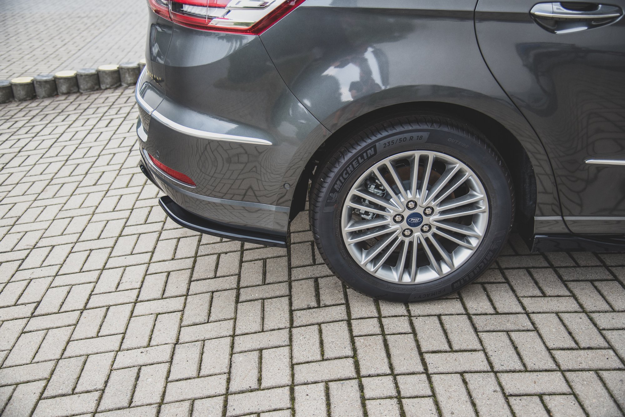 Heck Ansatz Flaps Diffusor für Ford S-Max Vignale Mk2 Facelift schwarz matt