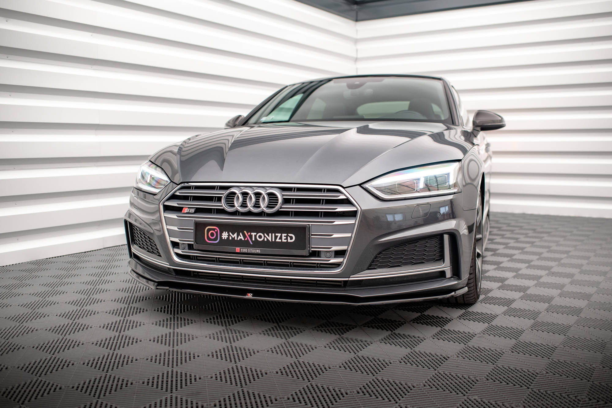 Front Ansatz V.2 für Audi S5 / A5 S-Line F5 Coupe / Sportback schwarz Hochglanz