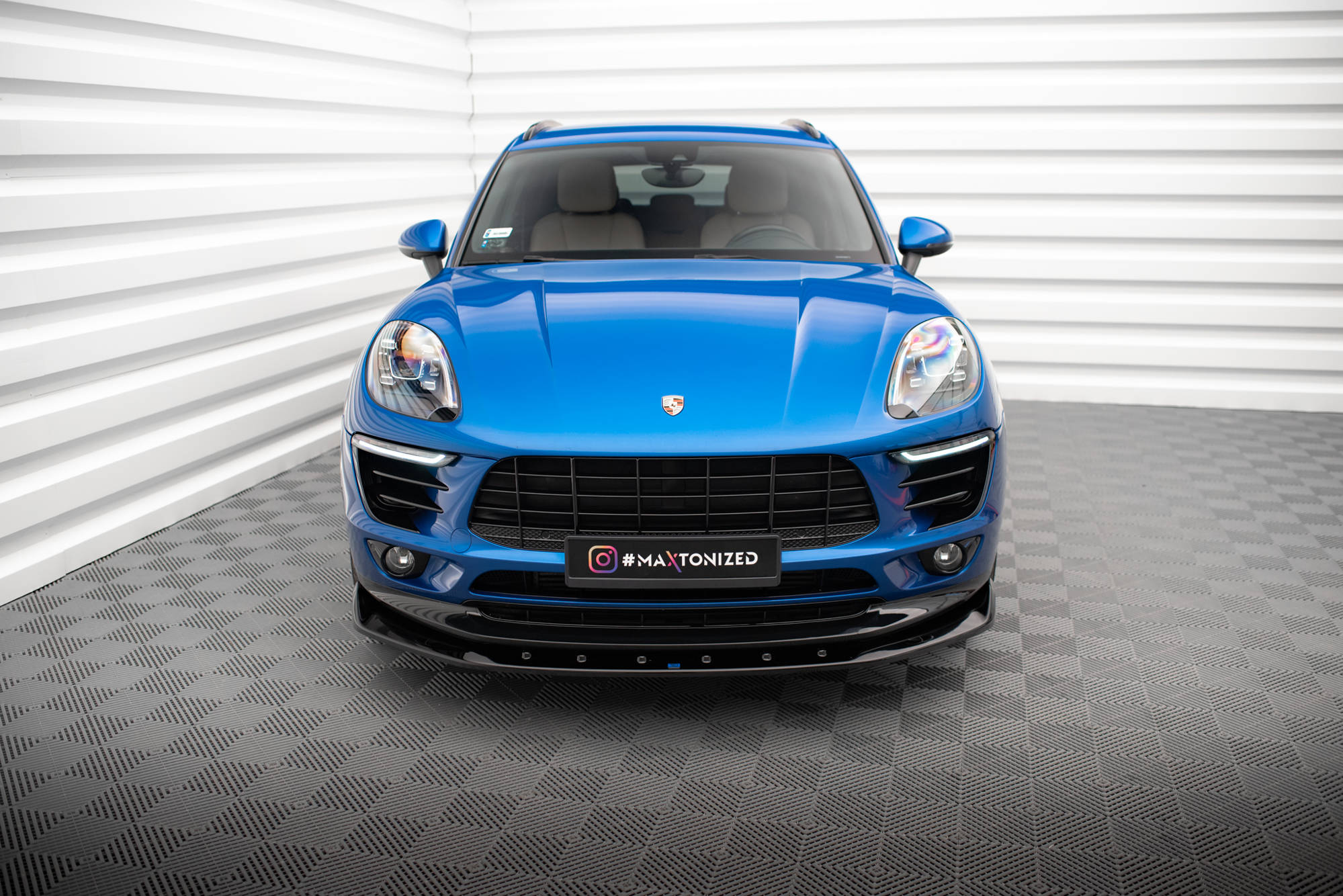 Street+ Spoilerlippe Front Ansatz V.1 passend für Porsche Macan Mk1 schwarz Hochglanz