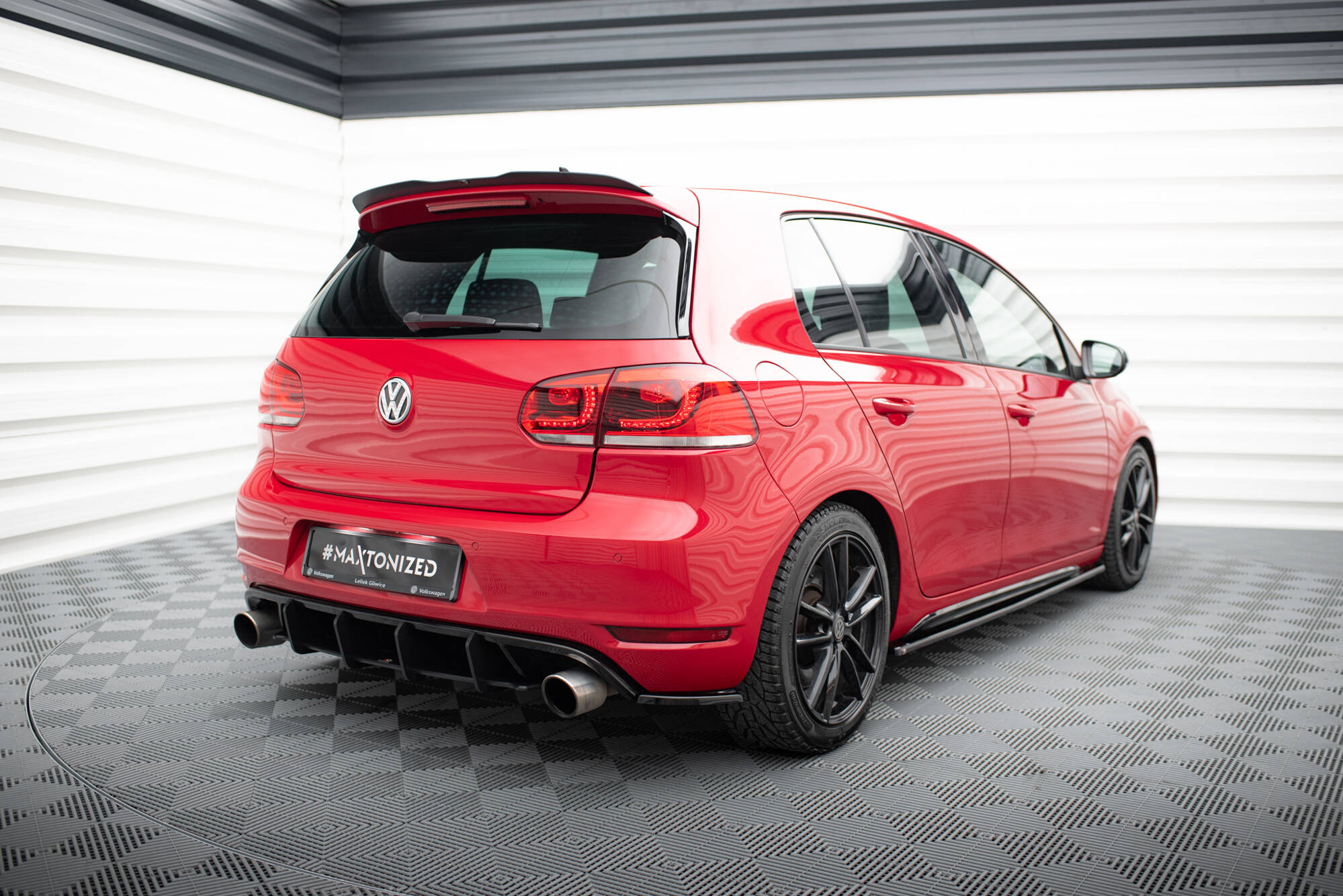 Heck Ansatz Flaps Diffusor für VW GOLF 6 GTI 35TH schwarz Hochglanz