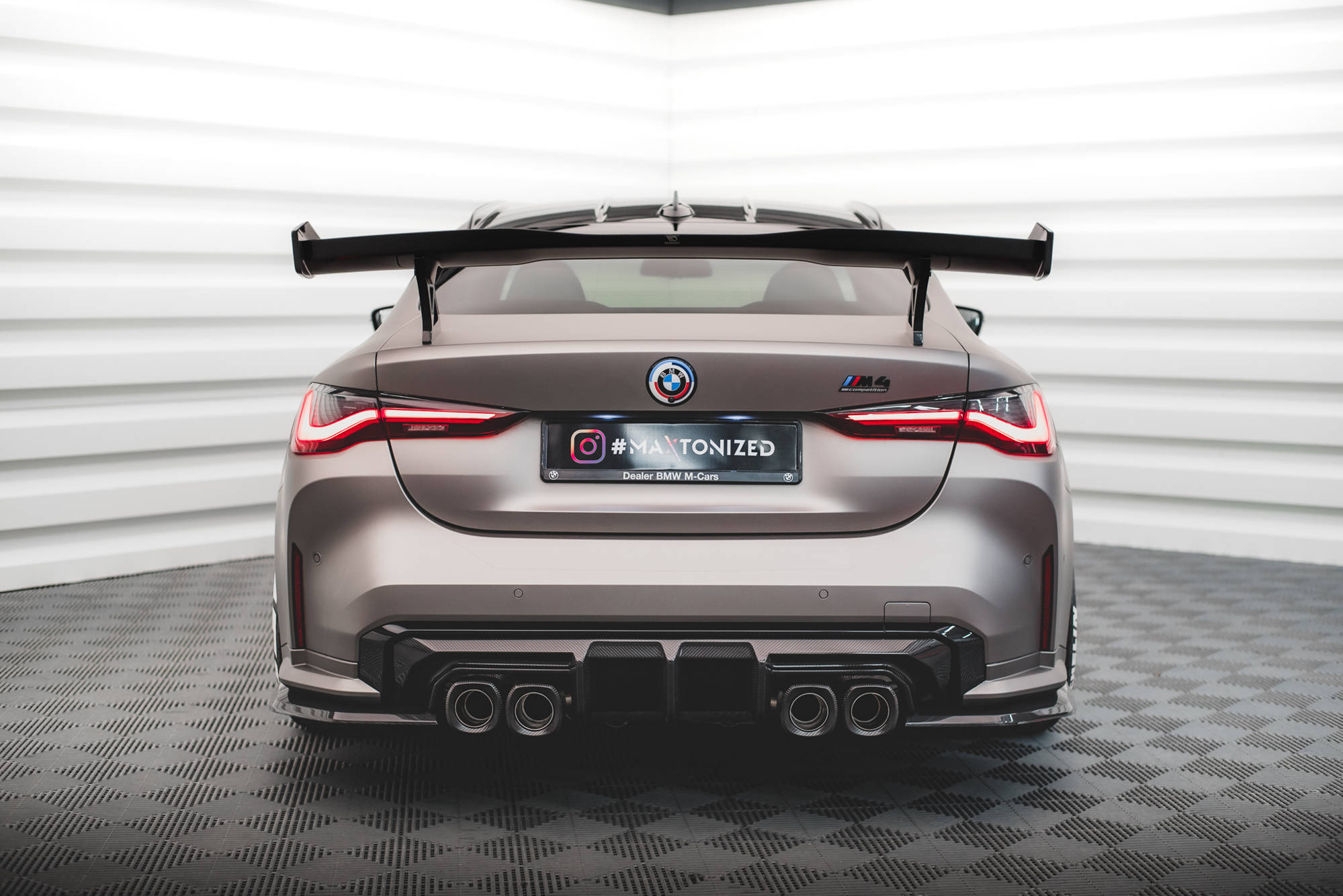 Carbon Fiber Heck Ansatz Flaps passend für BMW M4 G82 / G82 FL