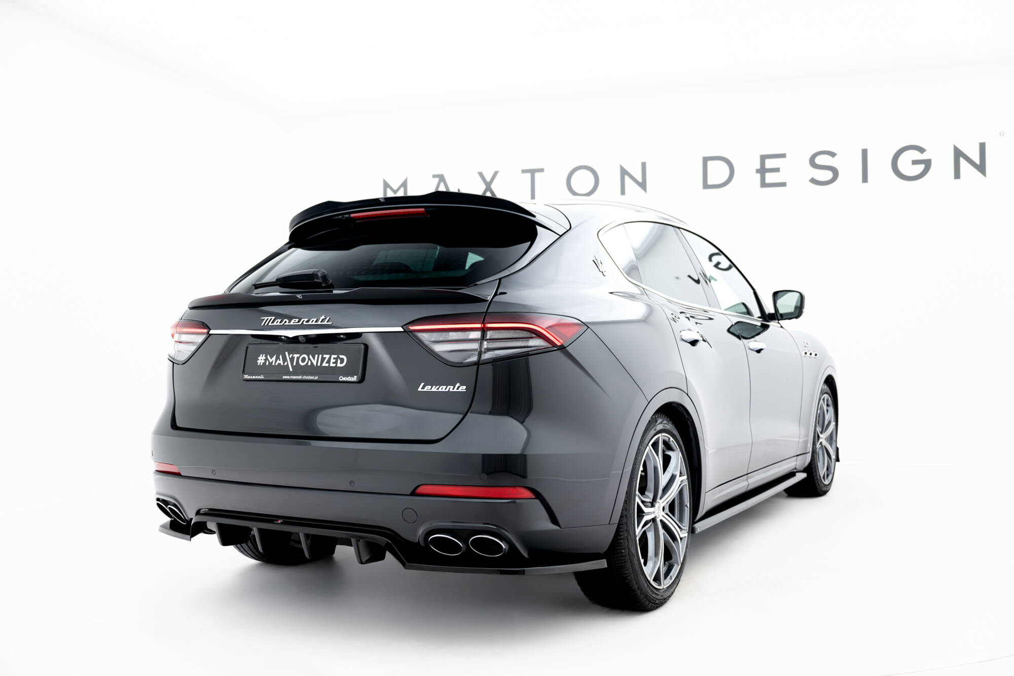 Heckspoiler Lippe unten passend für Maserati Levante GT Mk1 FL schwarz Hochglanz