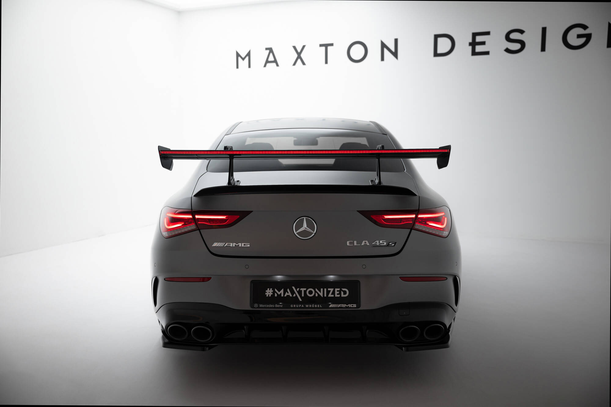 Carbon Heck Spoiler Heckflügel mit Schwan Halterung + LED passend für Mercedes CLA Coupe C118 / C118 FL