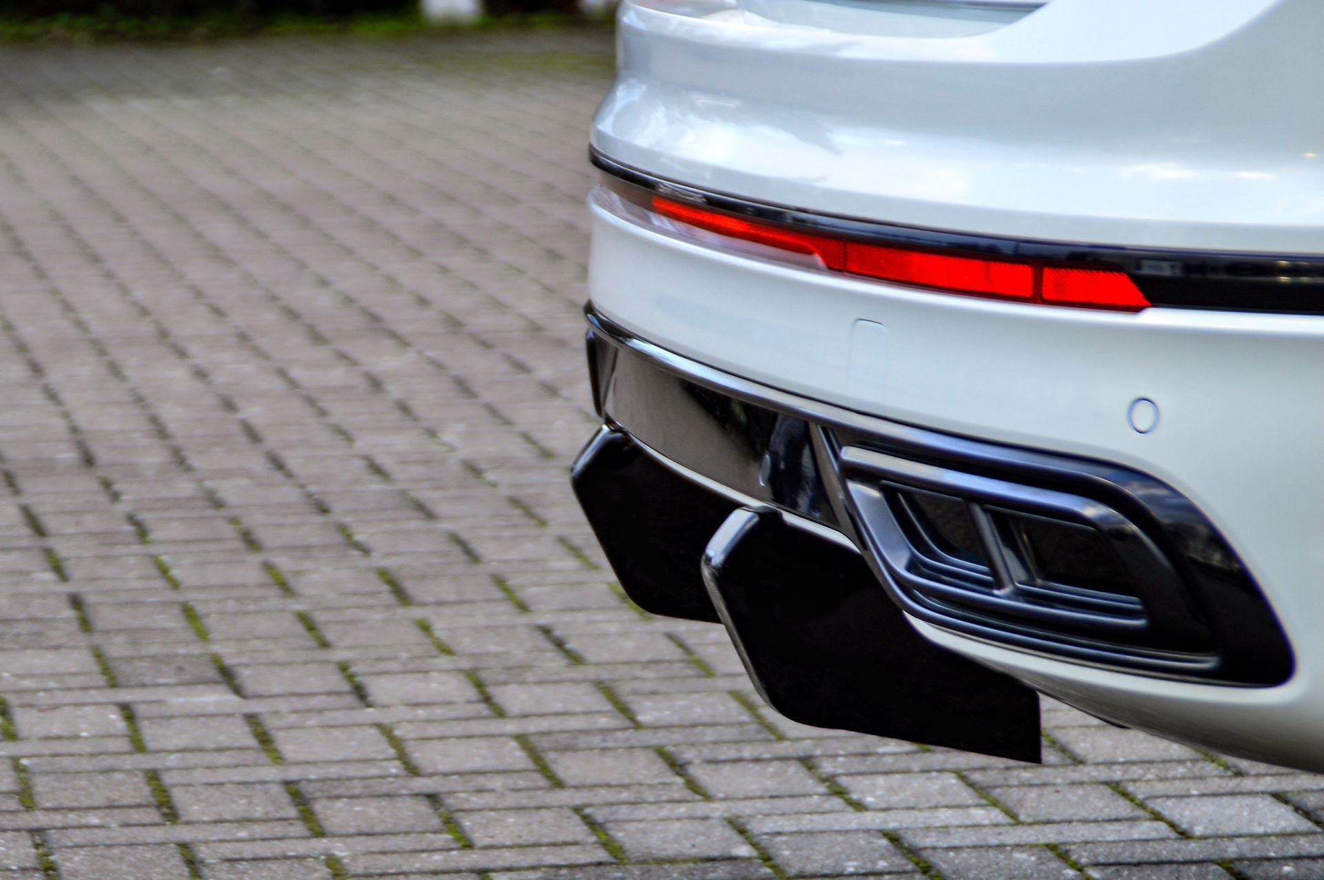 Heckansatz Aufsätze 2.tlg für VW Tiguan 2 AD1 Facelift R-Line (Schwarz Matt)