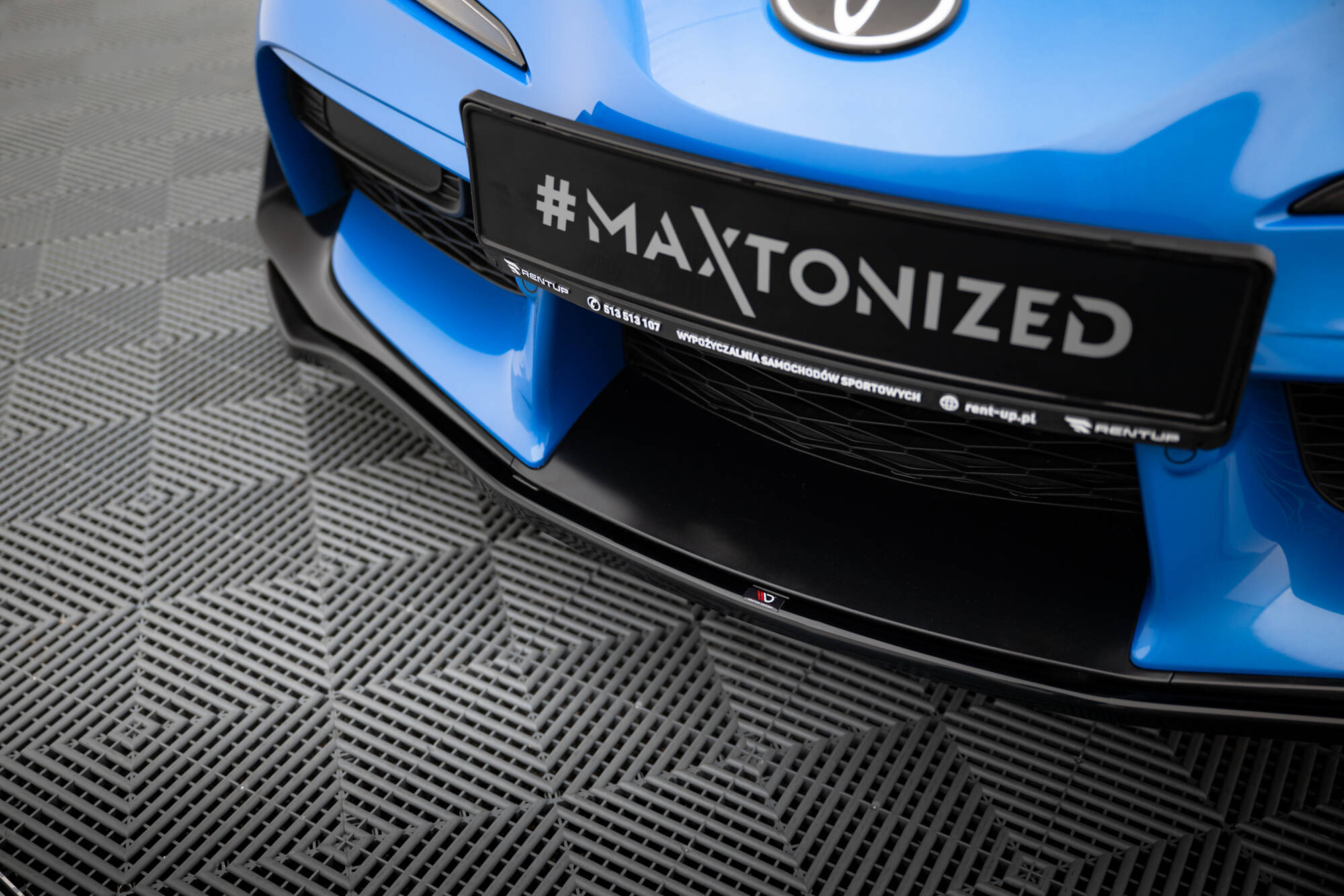 Front Ansatz V.3 für Toyota Supra Mk5 schwarz Hochglanz