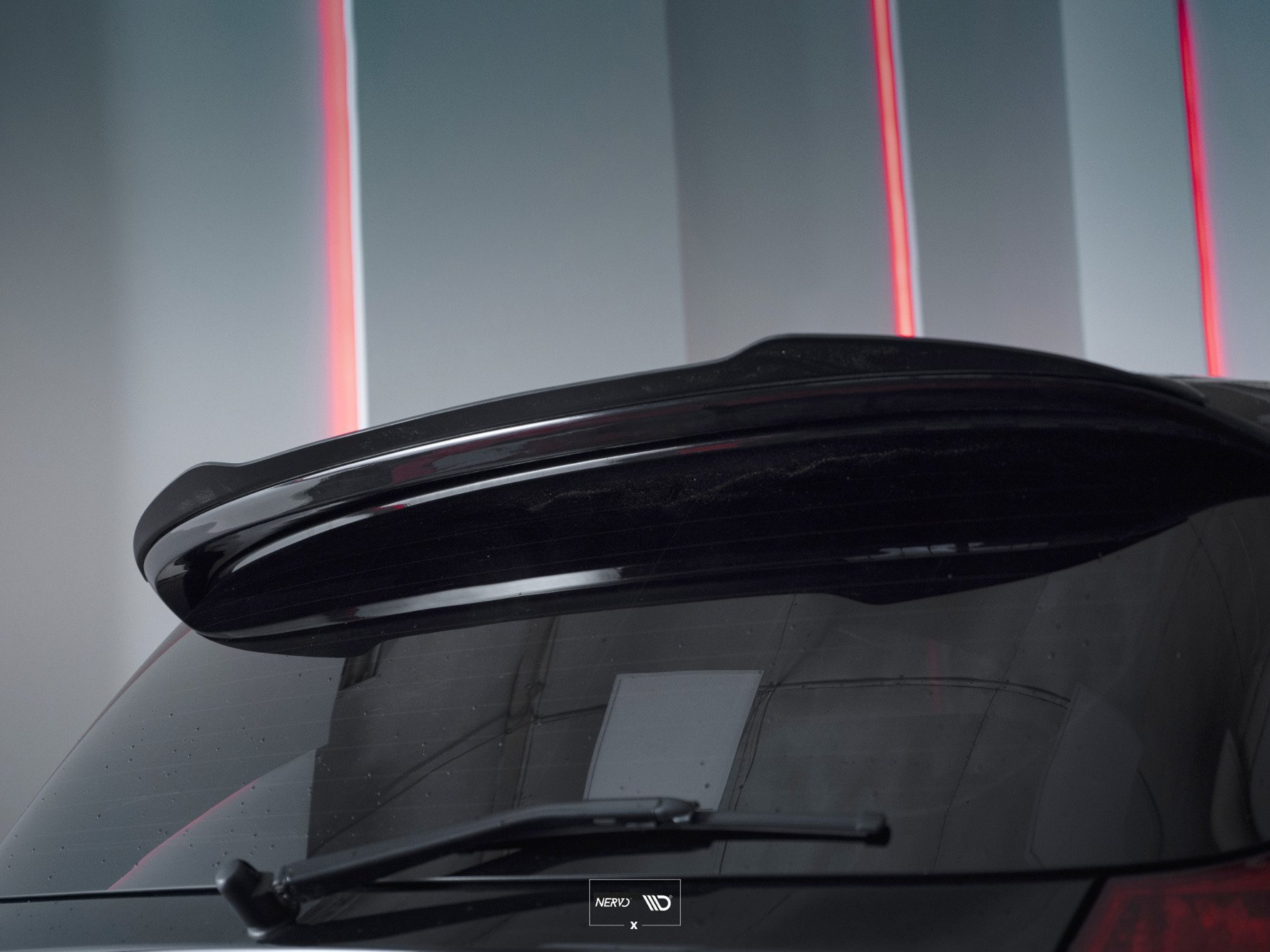 Spoiler CAP für BMW 1er E81/ E87 FACELIFT AERO SPOILER schwarz Hochglanz
