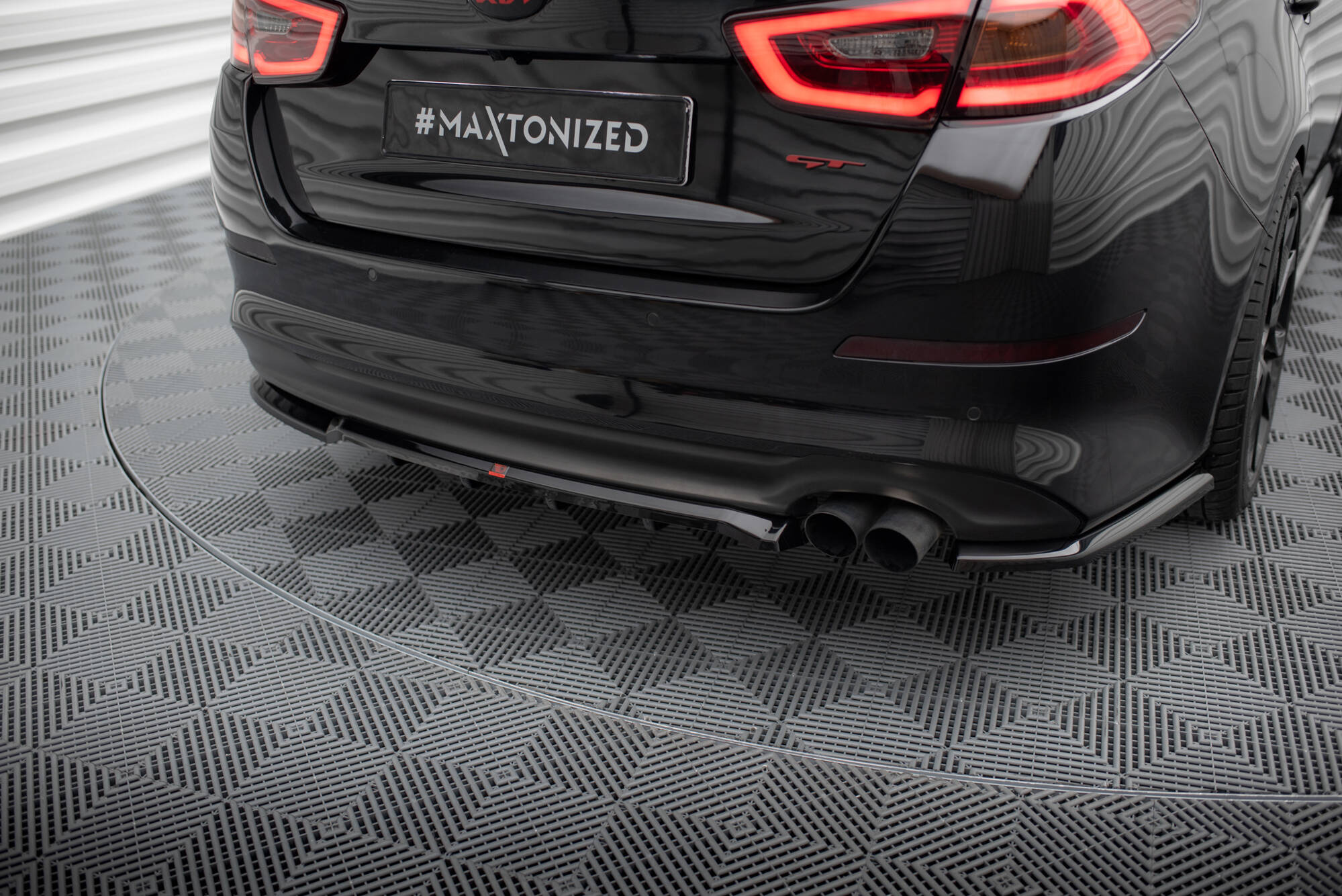 Street+ Mittlerer Diffusor RACE Heck Ansatz passend für Kia Optima Mk3 schwarz Hochglanz