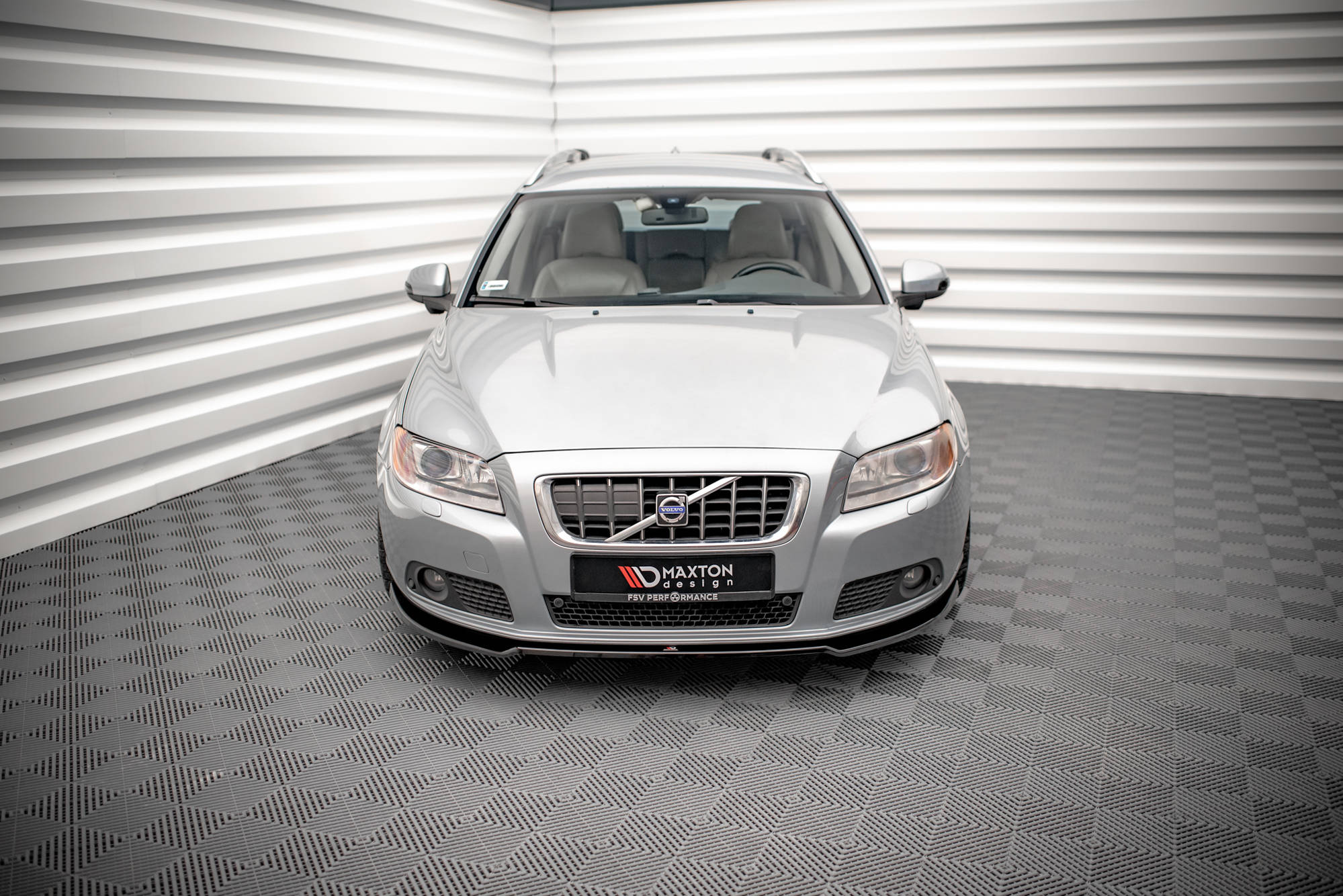 Street+ Spoilerlippe Front Ansatz V.2 passend für Volvo V70 Mk3 schwarz Hochglanz