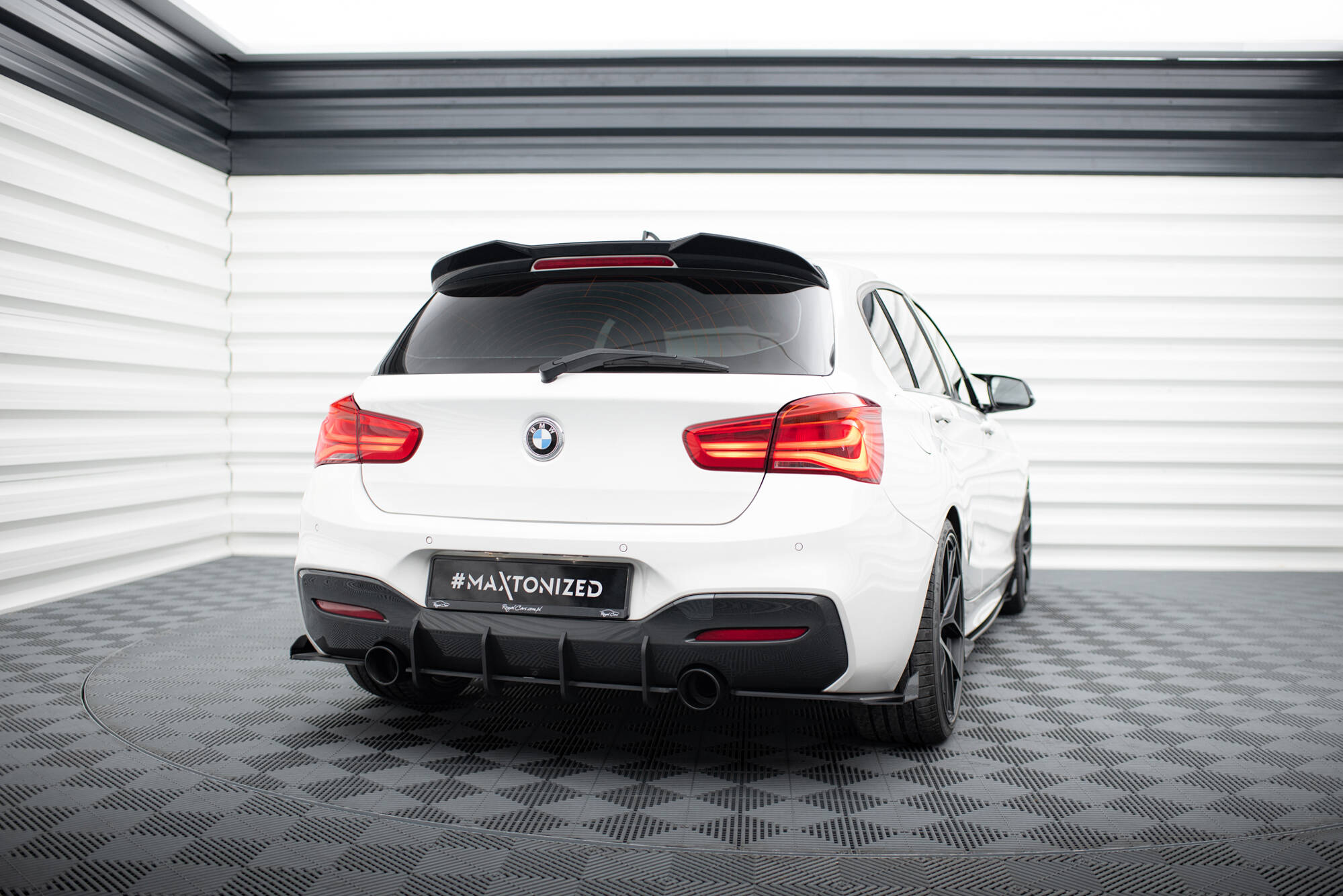 Street Pro Heckschürze Heck Ansatz Diffusor V.3 passend für BMW M140i