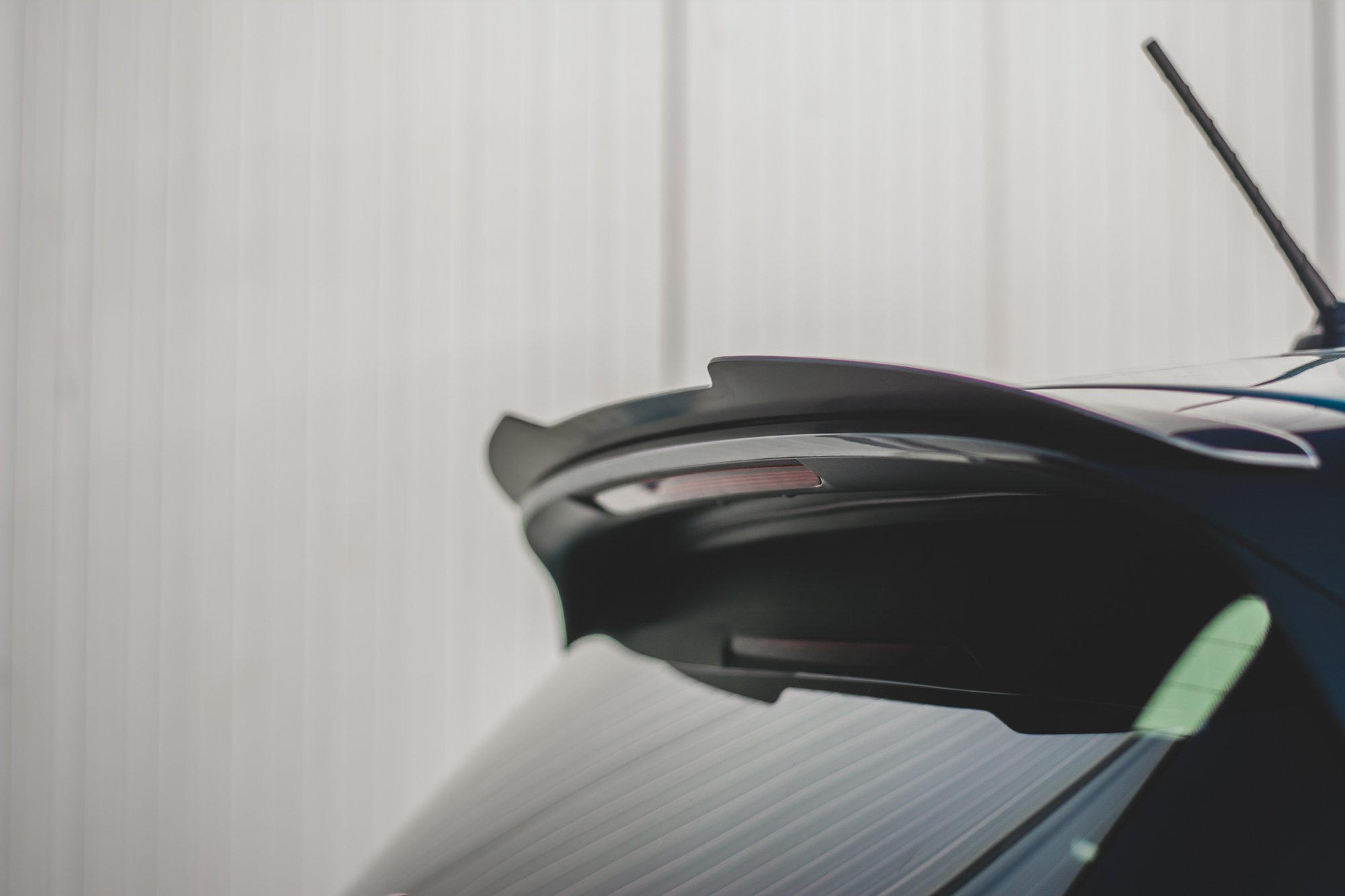 Spoiler CAP für VW T-Cross schwarz Hochglanz