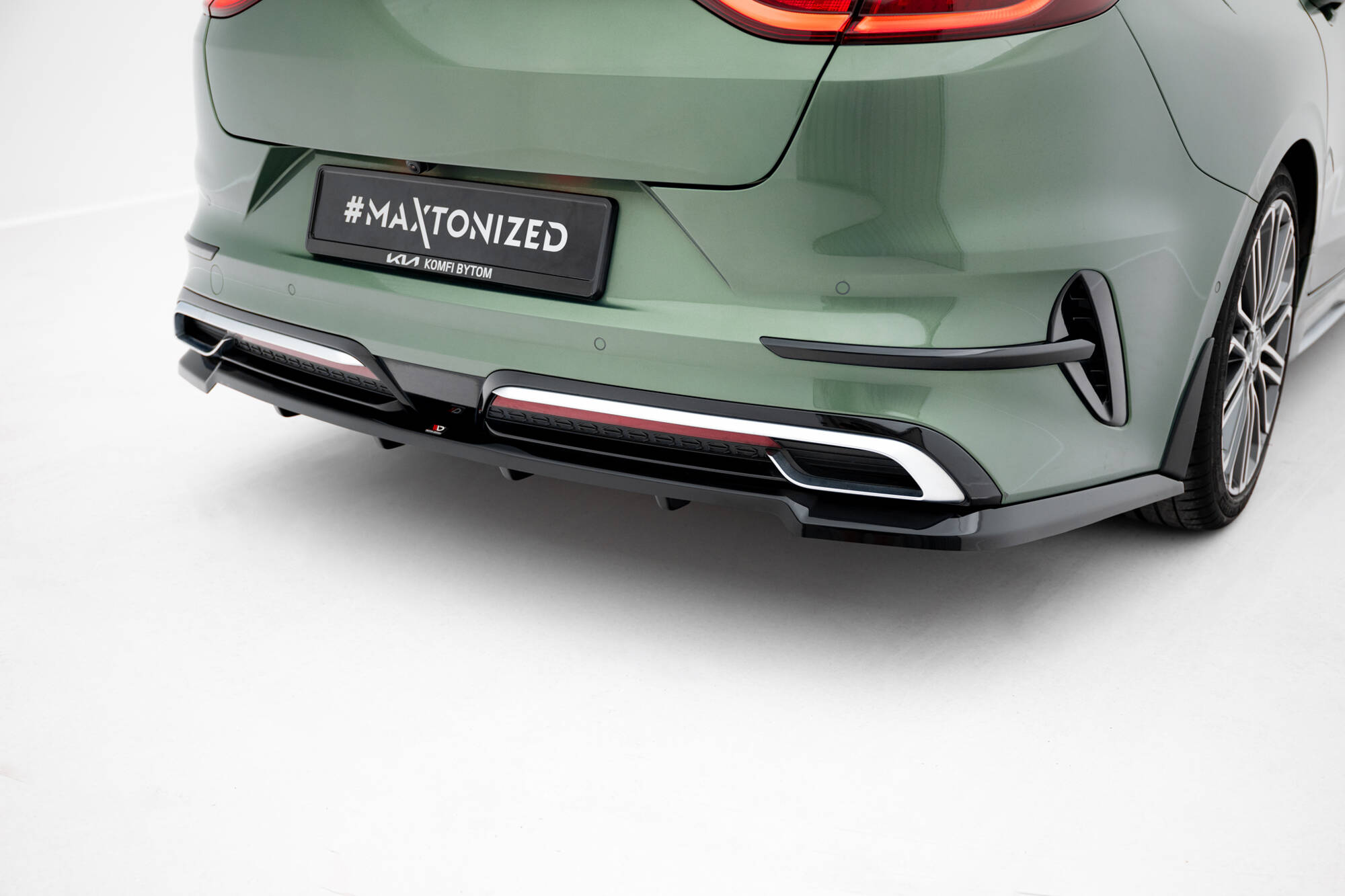 Street+ Mittlerer Diffusor RACE Heck Ansatz passend für Kia Proceed GT-Line Mk1 FL schwarz Hochglanz