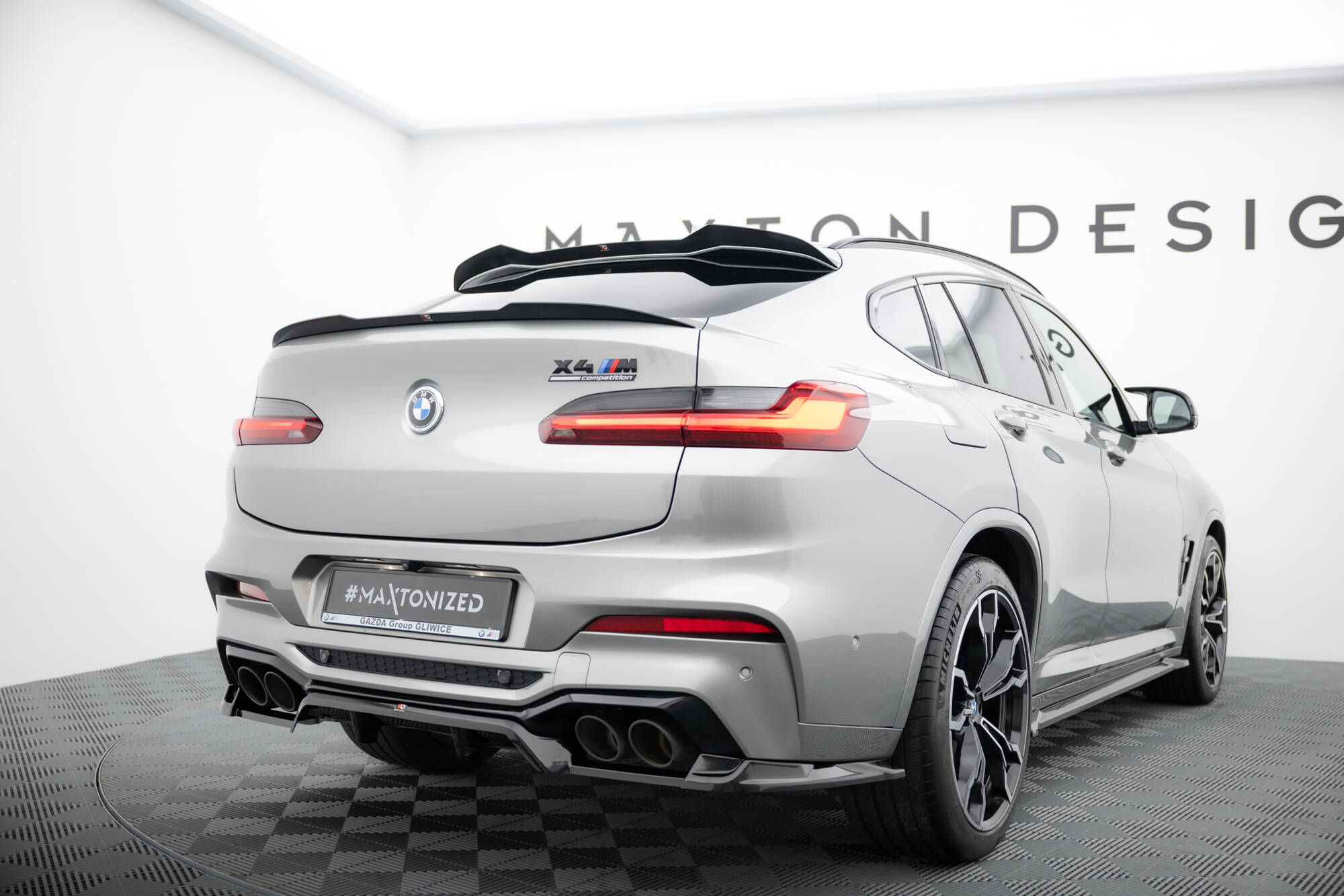 Spoiler CAP für Niedriger BMW X4 M-Paket G02 / X4 M F98 schwarz Hochglanz