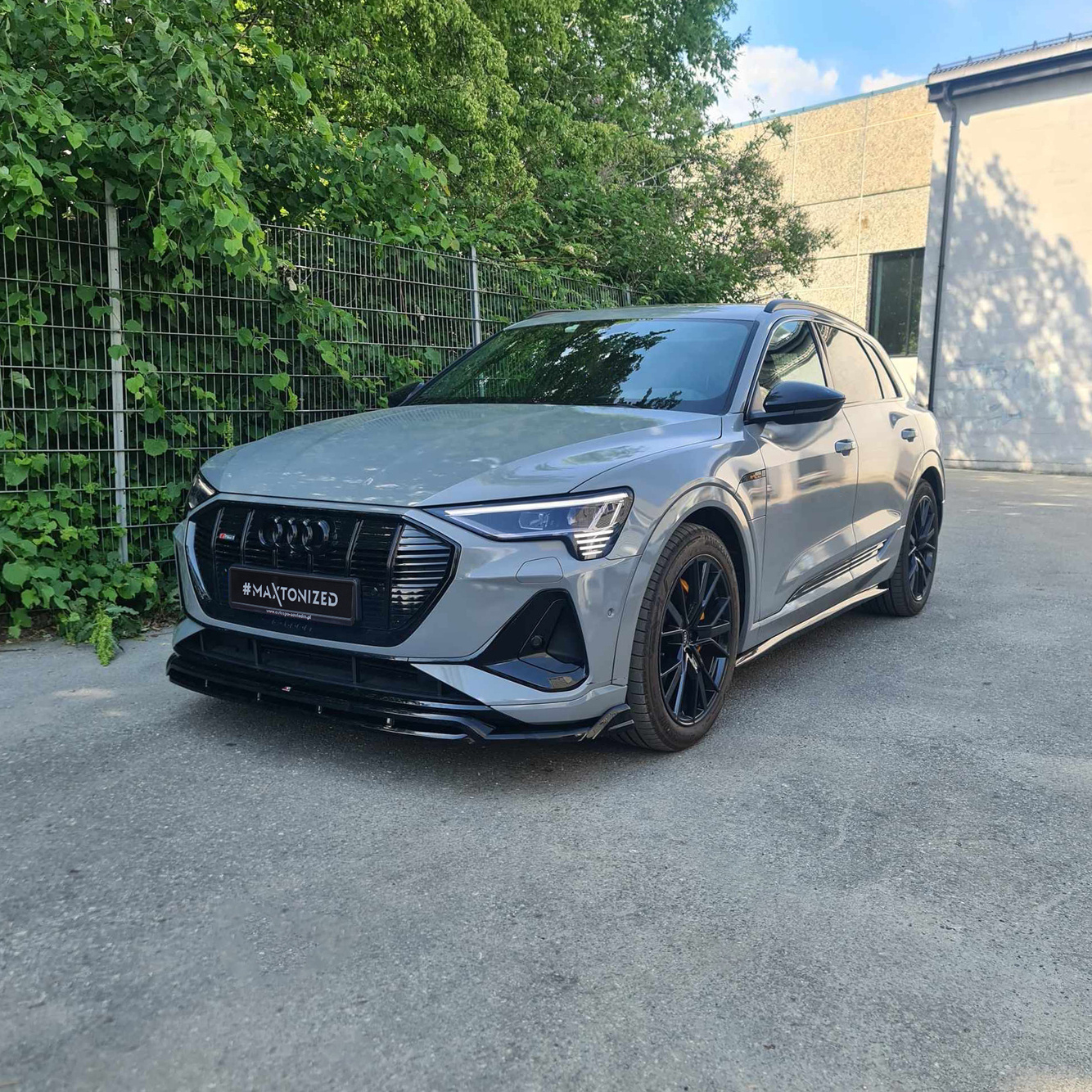 Street+ Spoilerlippe Front Ansatz passend für Audi e-Tron S-Line schwarz Hochglanz